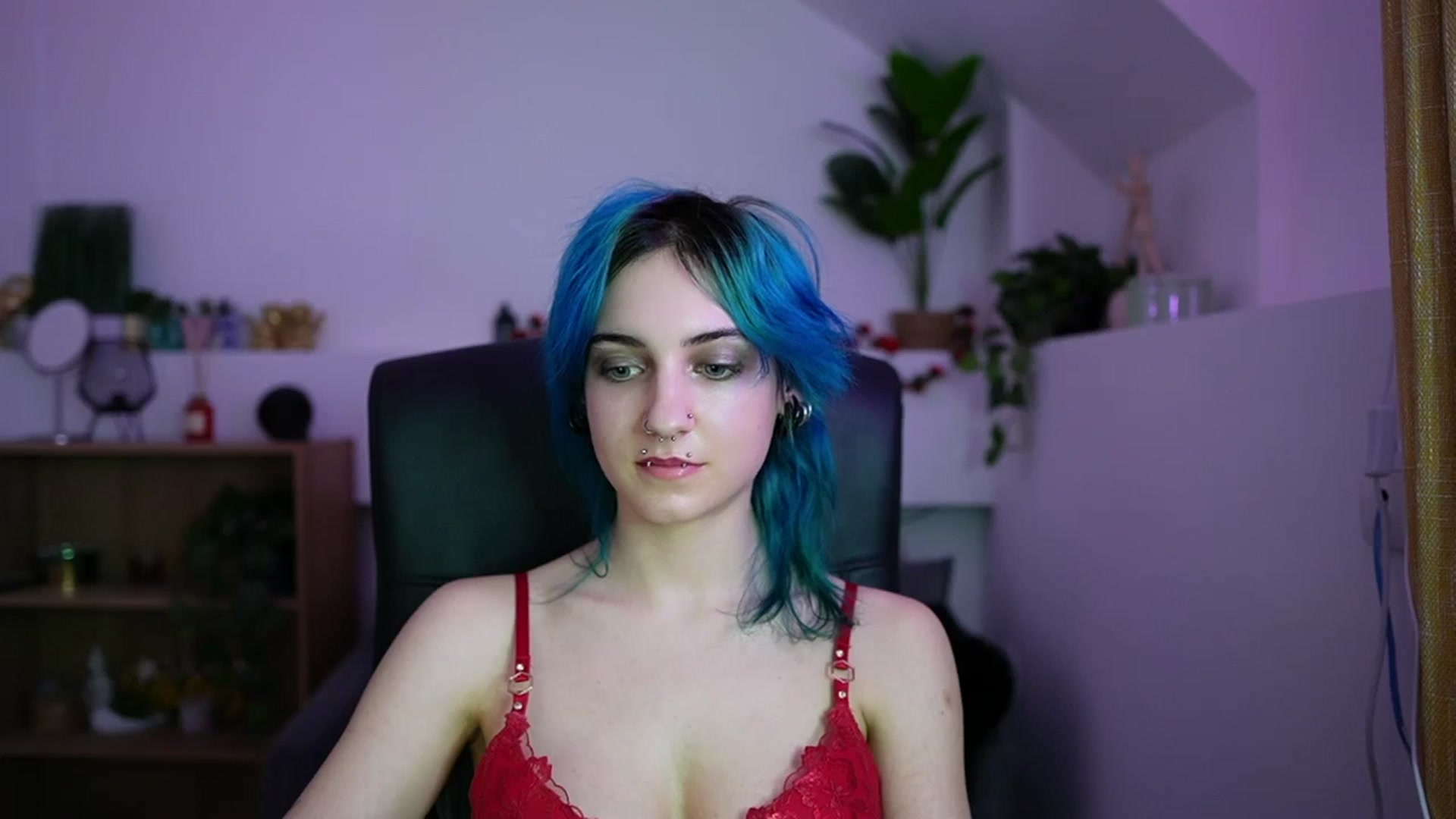 Gallery image thumbnail from Stasha_Baby's myfreecams stream on, 04/08/2026, 12:58 image 12 of 20