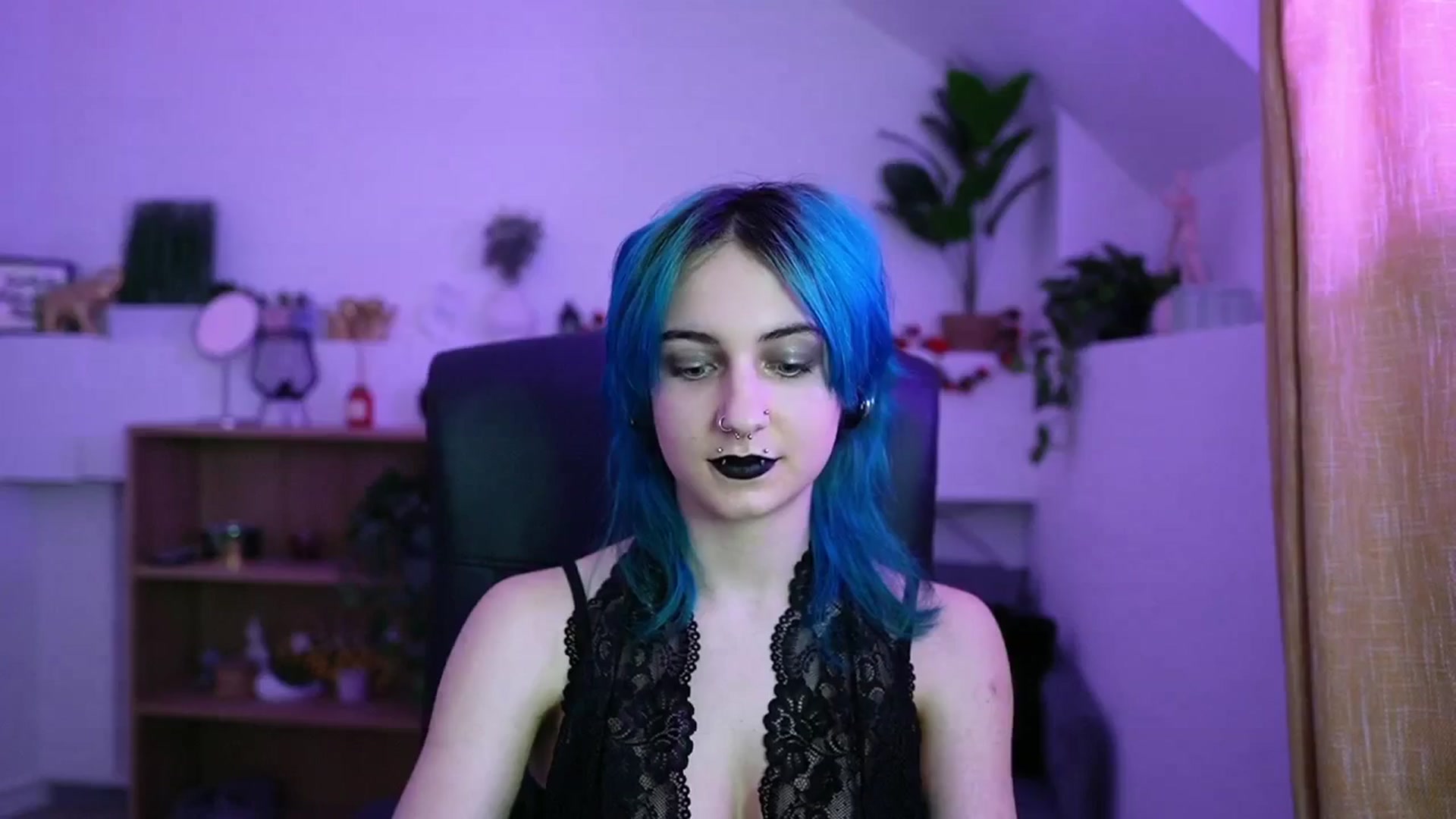 Gallery image thumbnail from Stasha_Baby's myfreecams stream on, 04/12/2026, 14:12 image 16 of 20