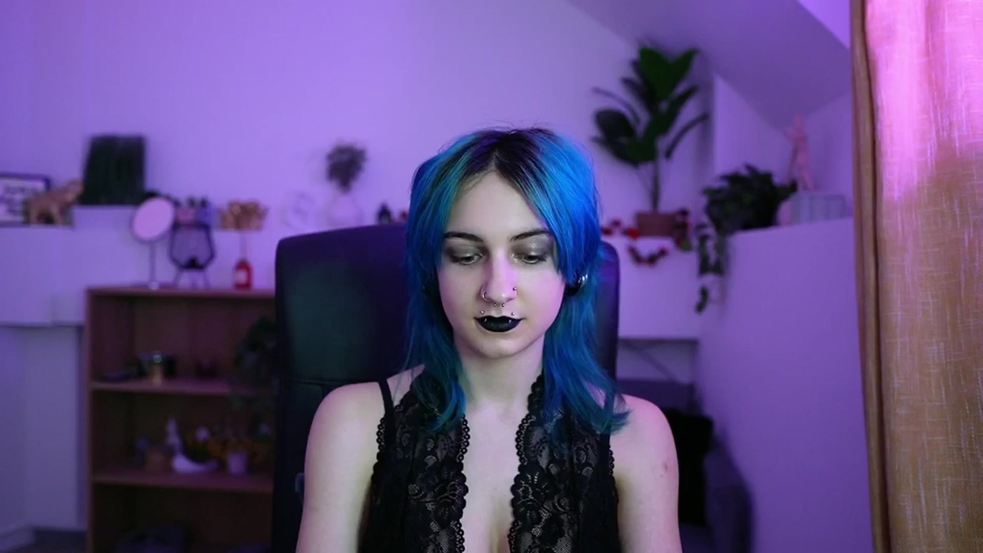 Gallery image thumbnail from Stasha_Baby's myfreecams stream on, 04/12/2026, 14:12 image 13 of 20