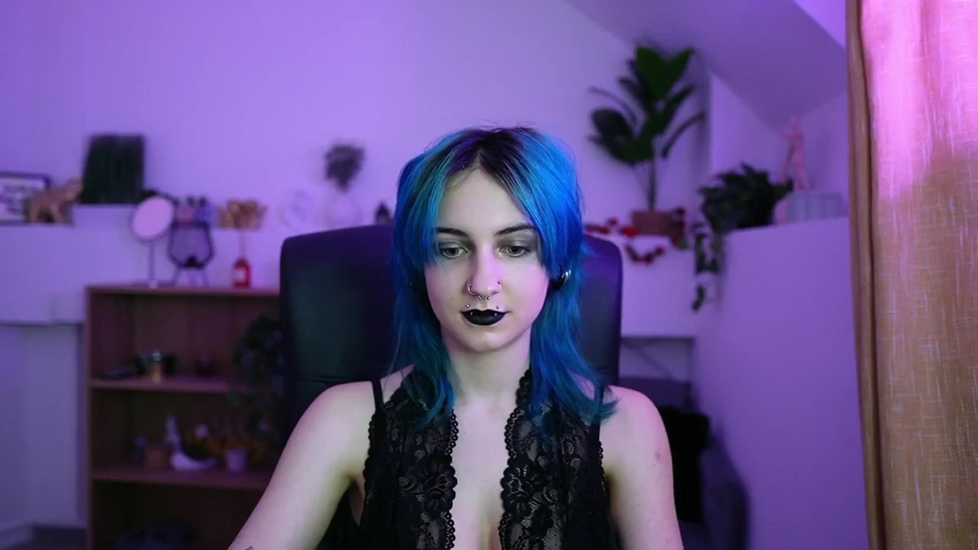 Gallery image thumbnail from Stasha_Baby's myfreecams stream on, 04/12/2026, 14:12 image 10 of 20