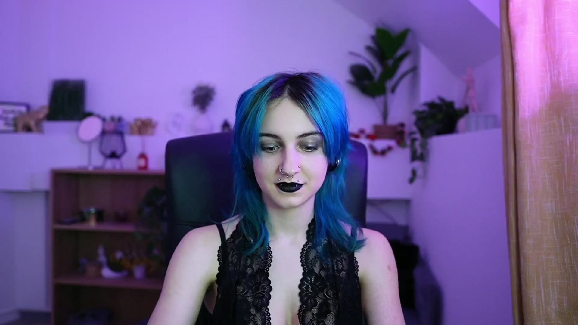 Gallery image thumbnail from Stasha_Baby's myfreecams stream on, 04/12/2026, 14:12 image 4 of 20