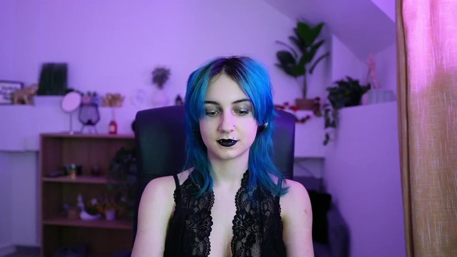 Gallery image thumbnail from Stasha_Baby's myfreecams stream on, 04/12/2026, 14:12 image 7 of 20