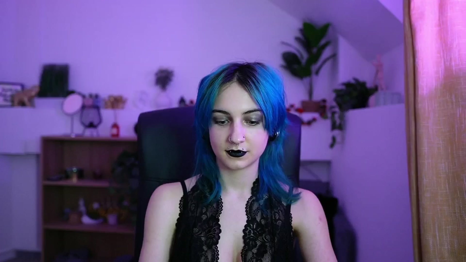 Gallery image thumbnail from Stasha_Baby's myfreecams stream on, 04/12/2026, 14:12 image 18 of 20