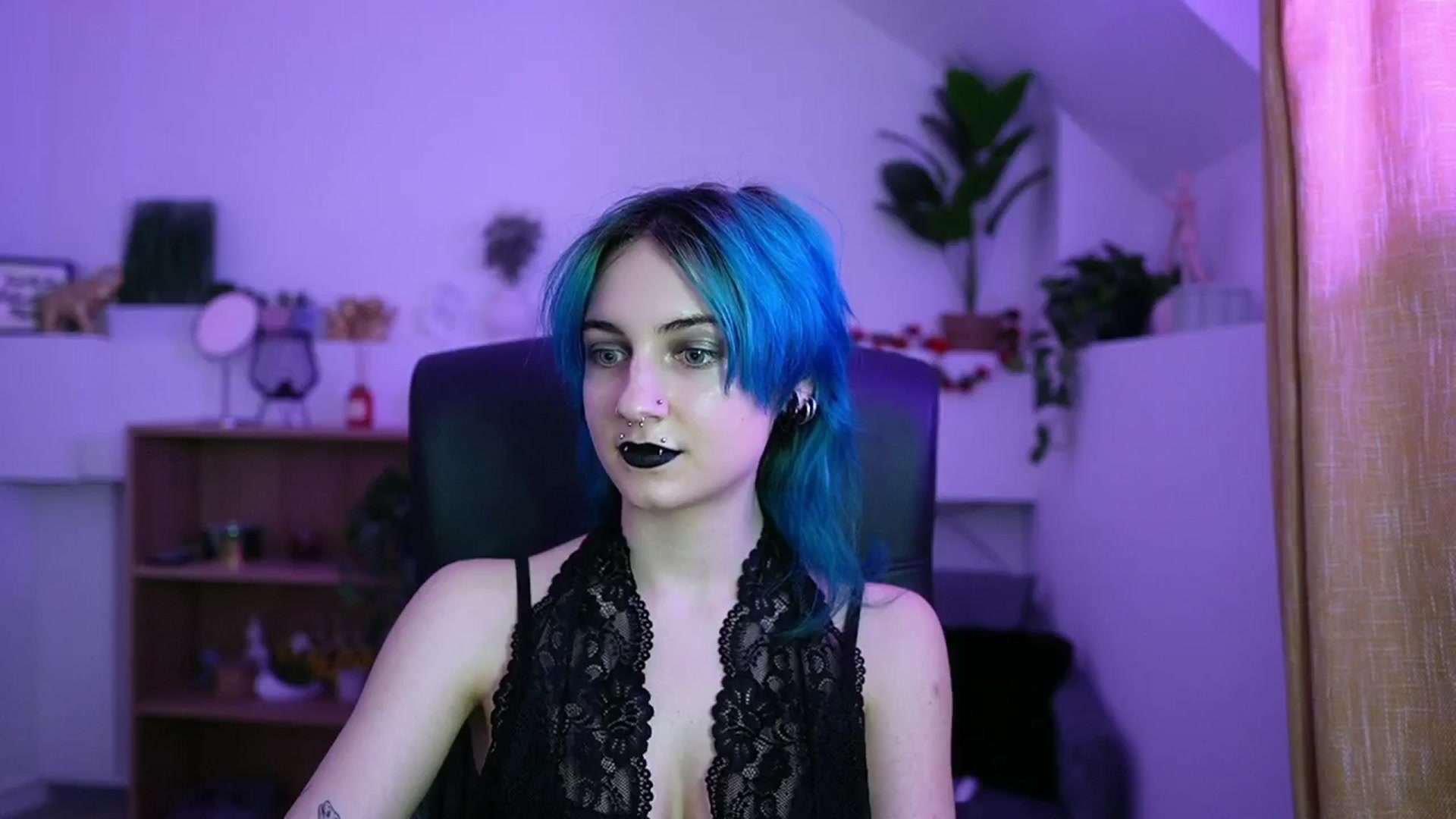Gallery image thumbnail from Stasha_Baby's myfreecams stream on, 04/12/2026, 15:27 image 5 of 20