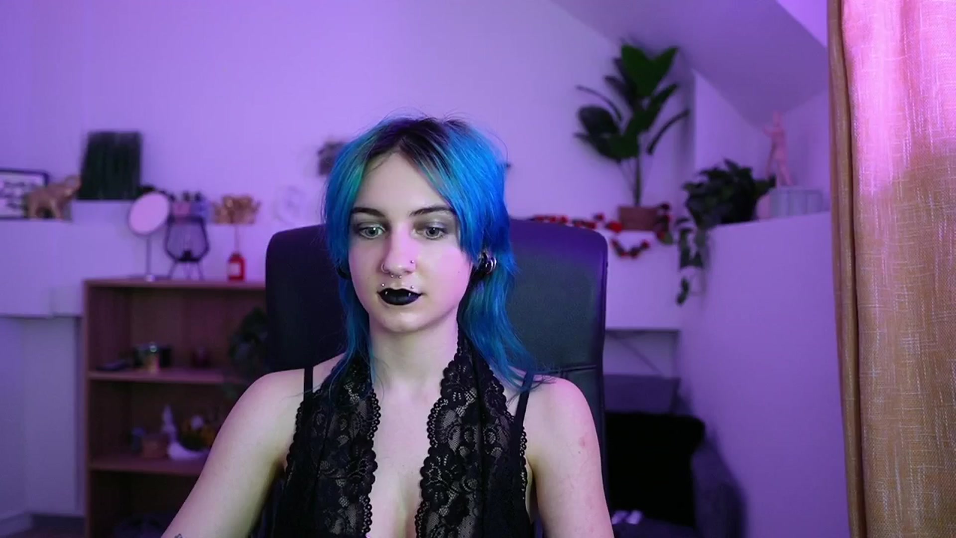 Gallery image thumbnail from Stasha_Baby's myfreecams stream on, 04/12/2026, 17:03 image 4 of 20