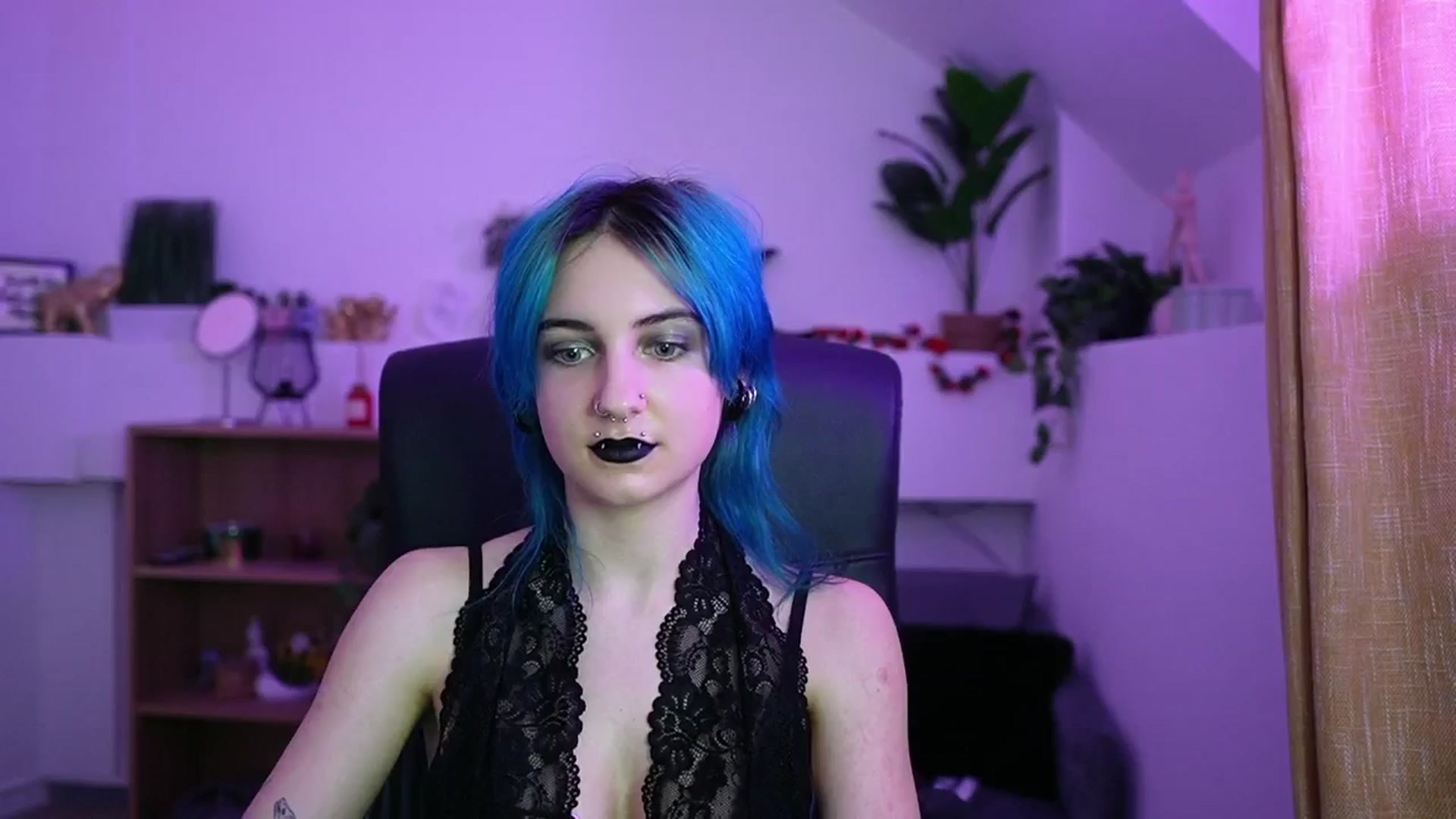 Gallery image thumbnail from Stasha_Baby's myfreecams stream on, 04/12/2026, 17:03 image 2 of 20