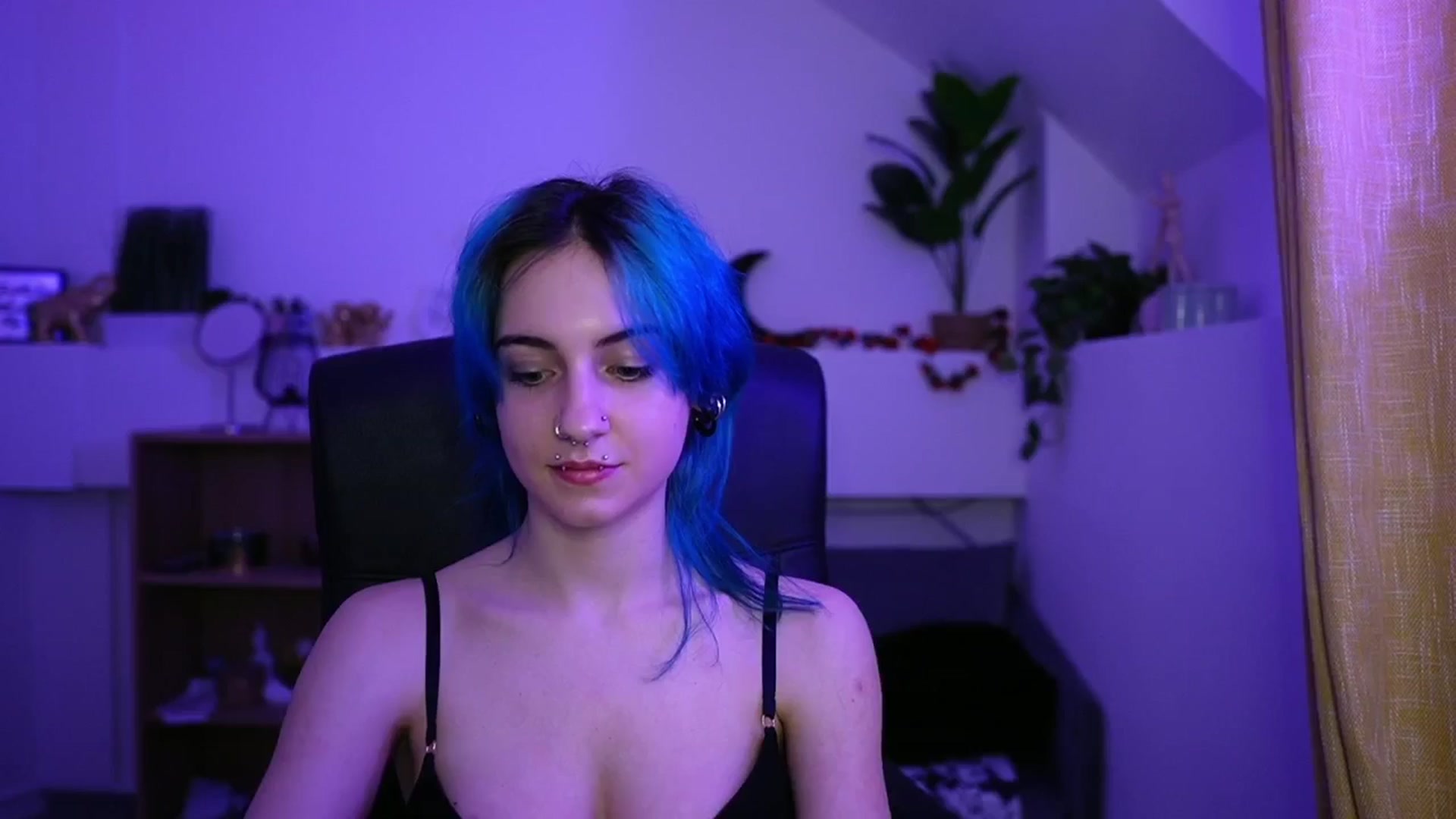 Gallery image thumbnail from Stasha_Baby's myfreecams stream on, 04/14/2026, 11:30 image 14 of 20