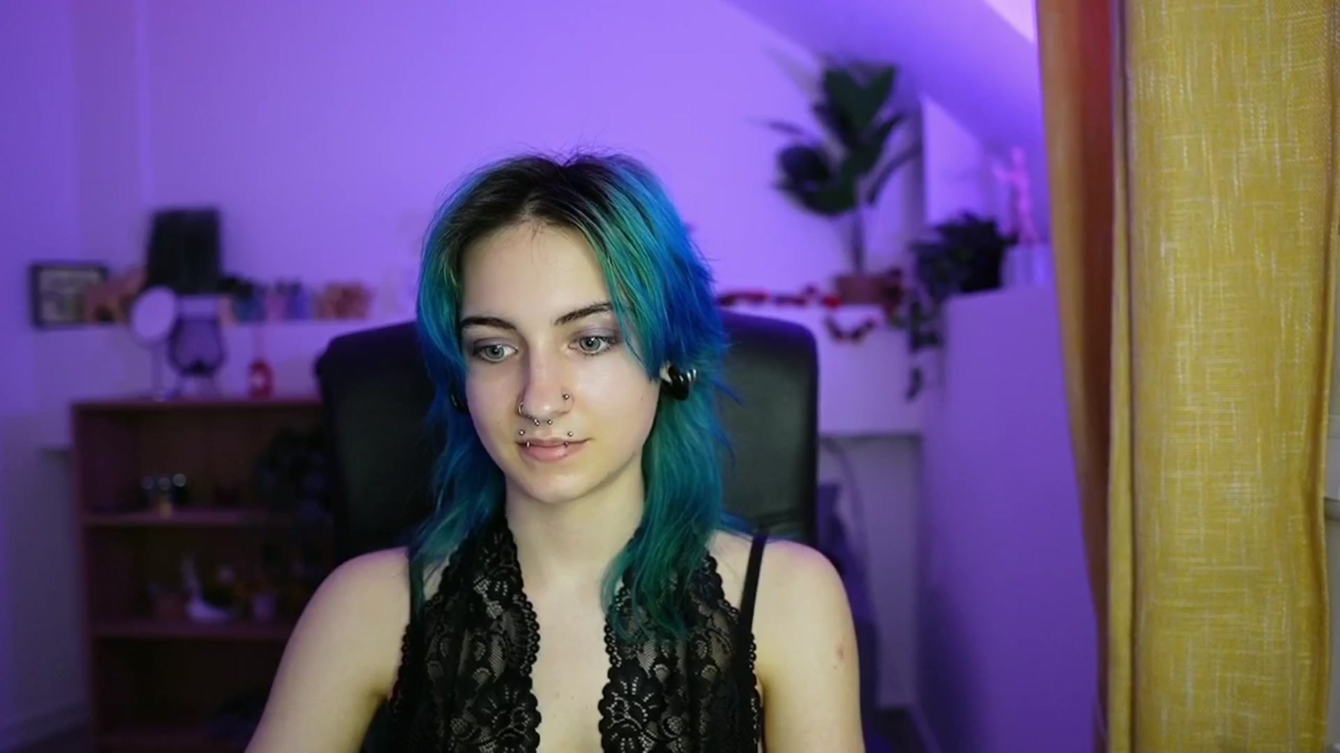 Gallery image thumbnail from Stasha_Baby's myfreecams stream on, 04/16/2026, 10:13 image 5 of 20