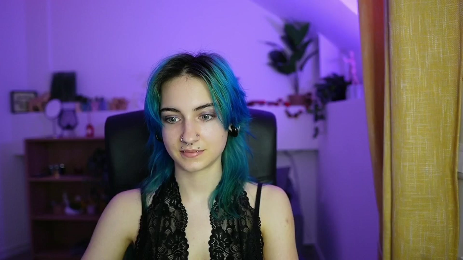 Gallery image thumbnail from Stasha_Baby's myfreecams stream on, 04/16/2026, 10:13 image 3 of 20