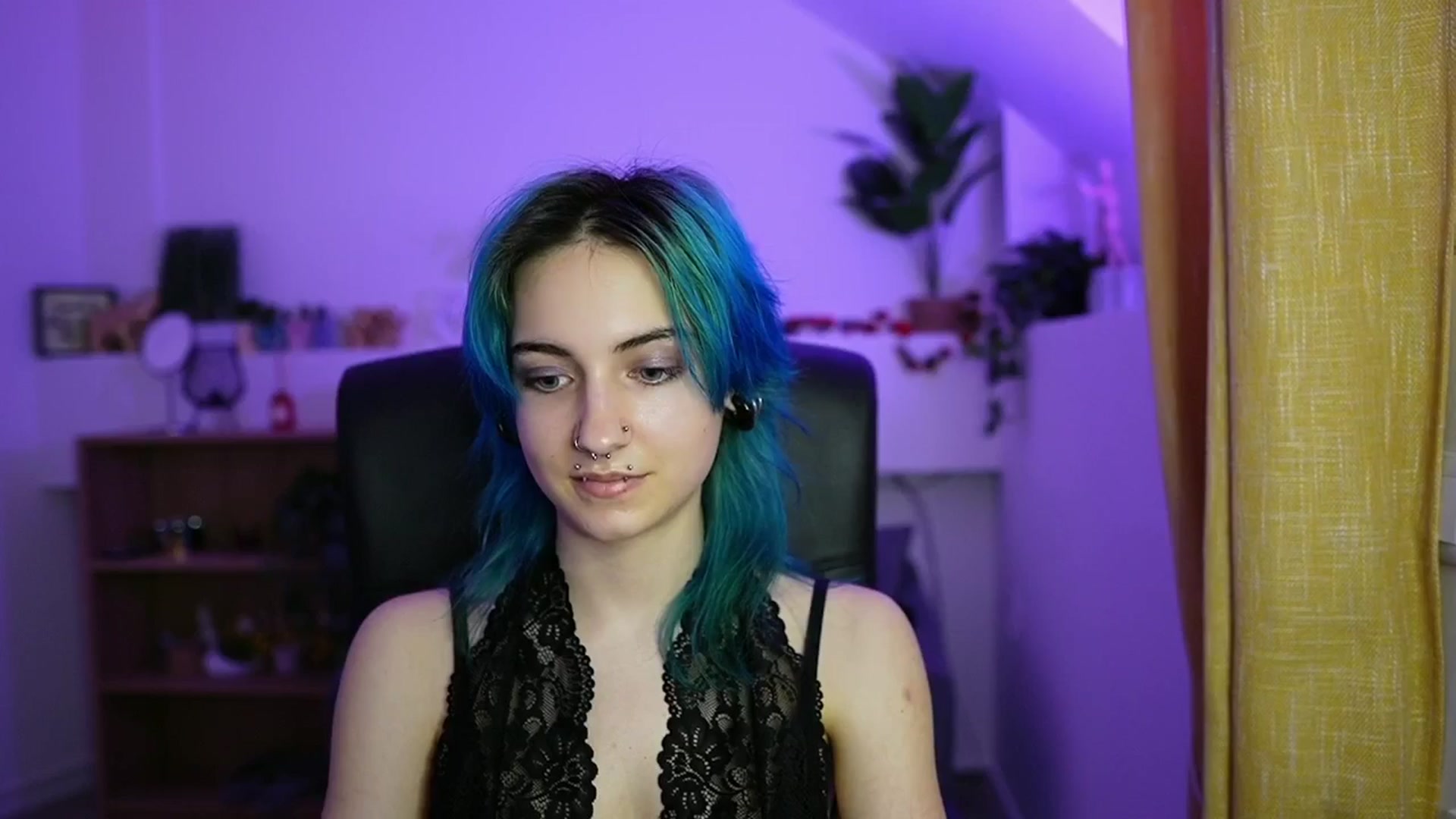 Gallery image thumbnail from Stasha_Baby's myfreecams stream on, 04/16/2026, 10:13 image 4 of 20