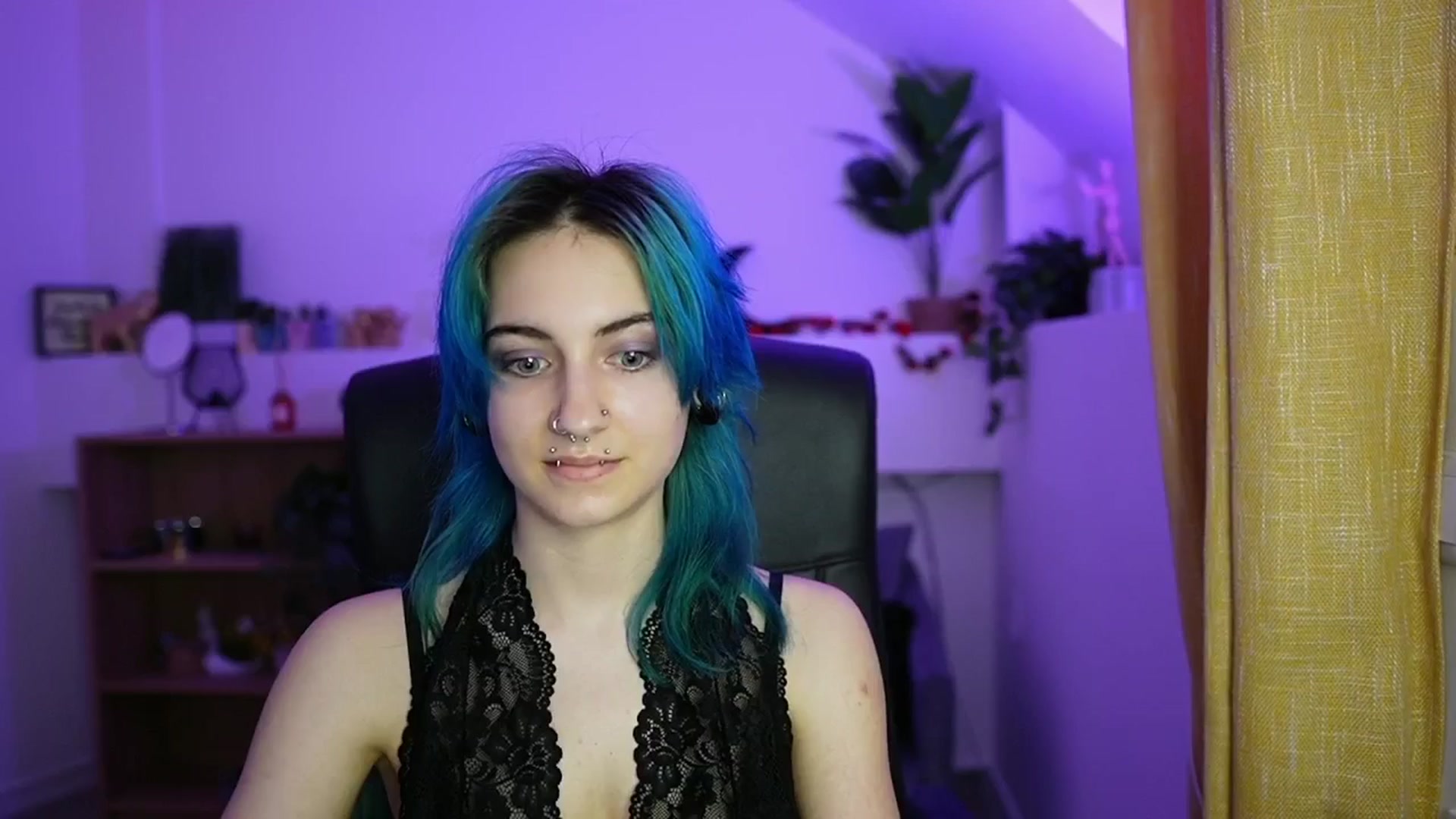 Gallery image thumbnail from Stasha_Baby's myfreecams stream on, 04/16/2026, 10:55 image 15 of 20