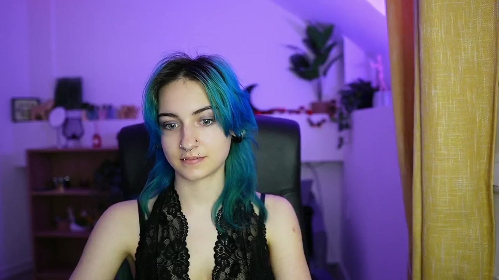 Gallery image thumbnail from Stasha_Baby's myfreecams stream on, 04/16/2026, 10:55 image 16 of 20