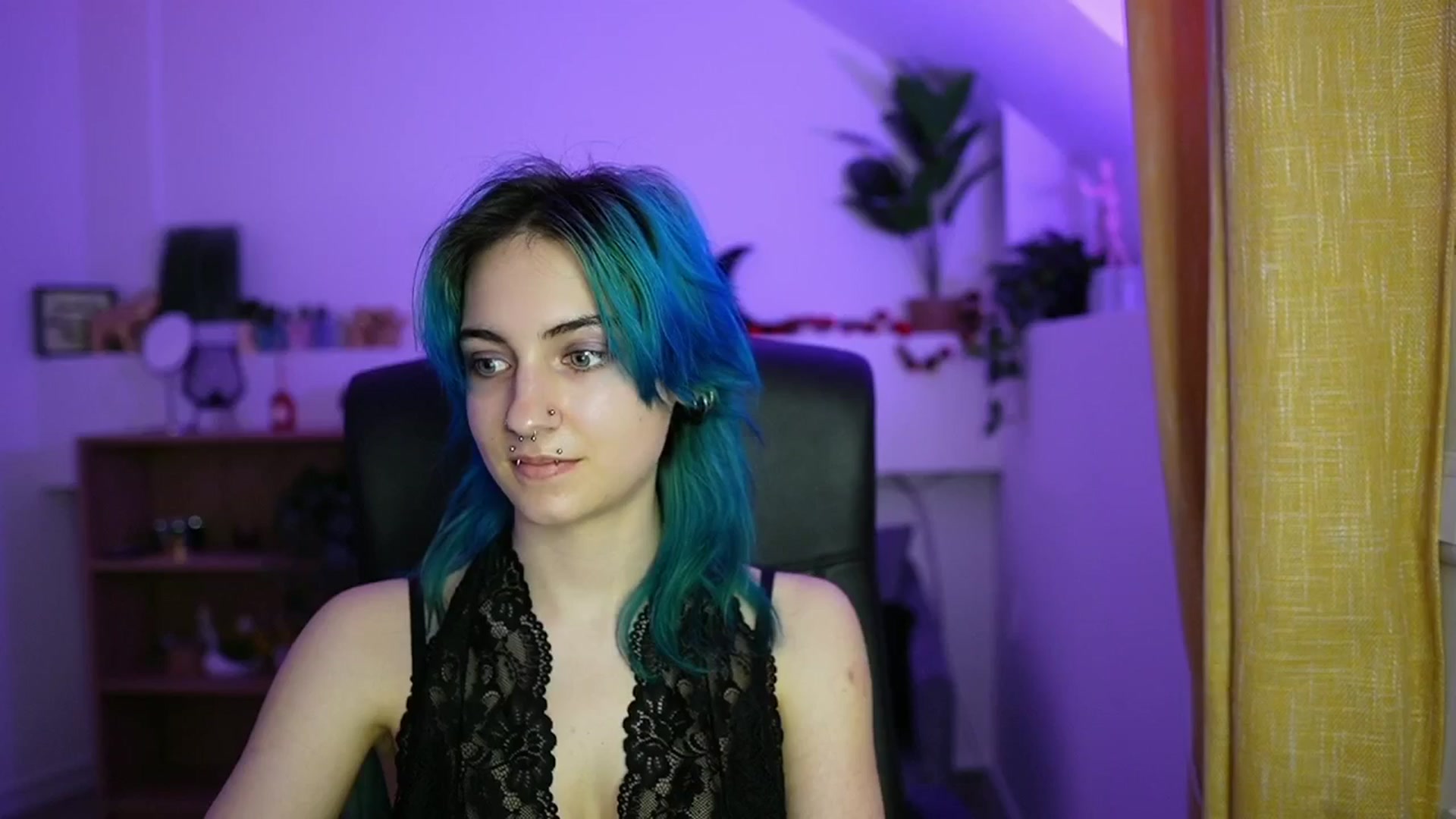 Gallery image thumbnail from Stasha_Baby's myfreecams stream on, 04/16/2026, 10:55 image 12 of 20