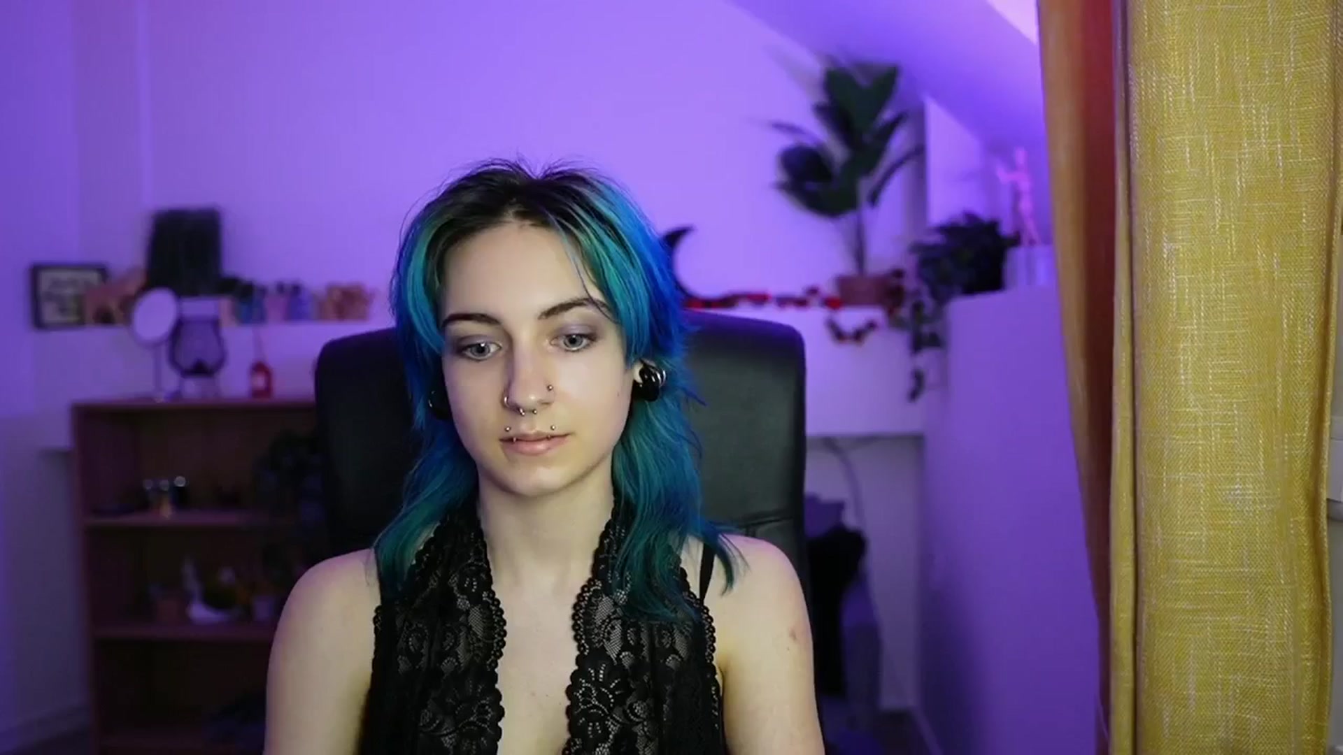 Gallery image thumbnail from Stasha_Baby's myfreecams stream on, 04/16/2026, 11:29 image 1 of 20
