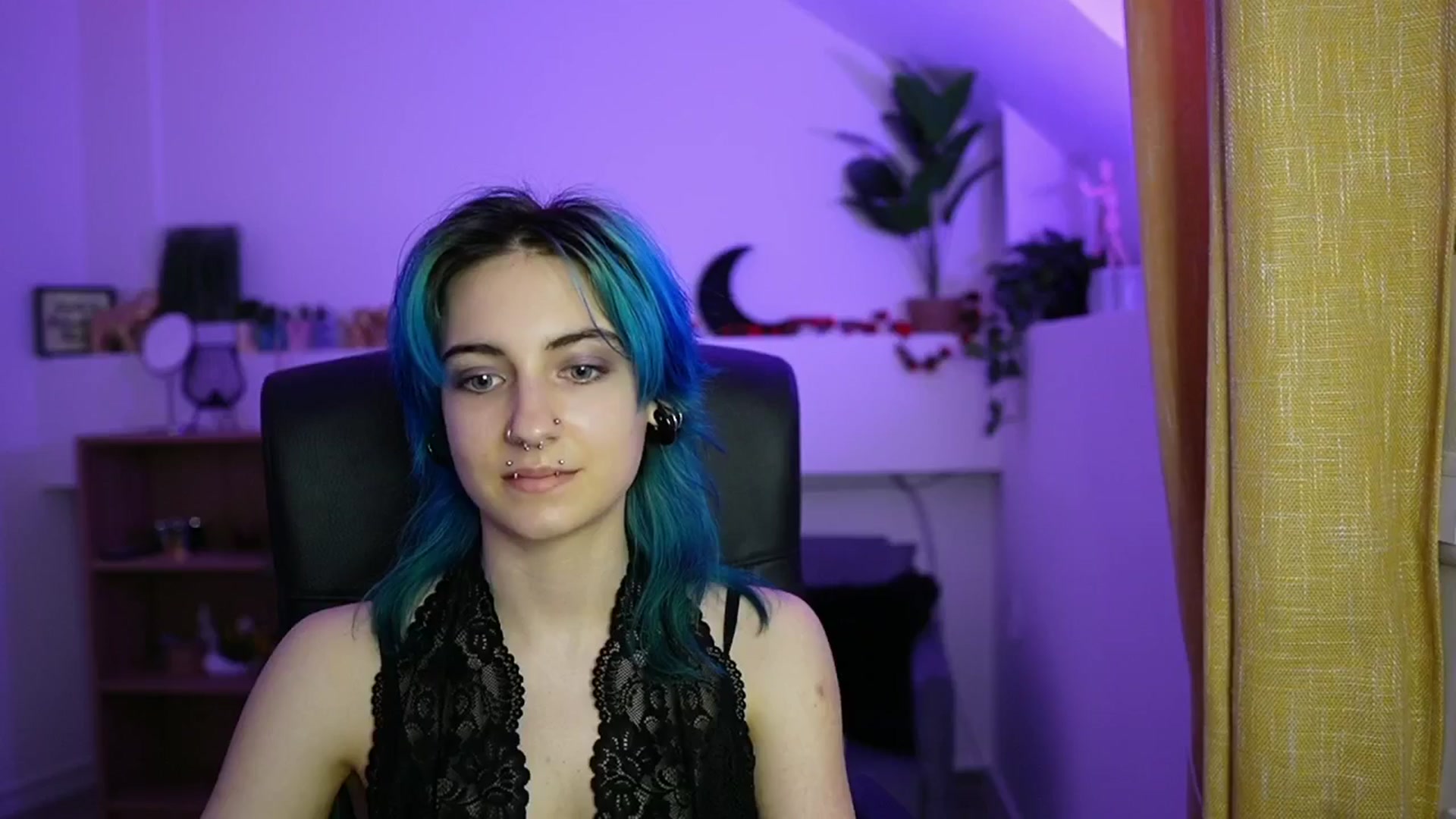Gallery image thumbnail from Stasha_Baby's myfreecams stream on, 04/16/2026, 11:29 image 7 of 20