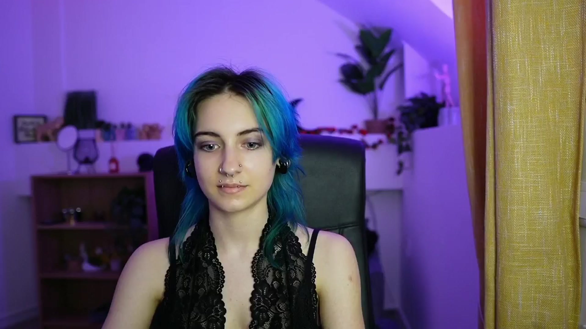 Gallery image thumbnail from Stasha_Baby's myfreecams stream on, 04/16/2026, 12:50 image 3 of 20