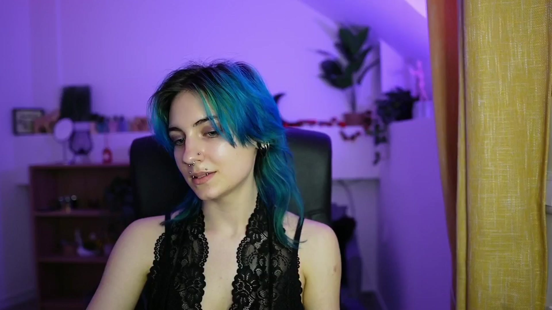 Gallery image thumbnail from Stasha_Baby's myfreecams stream on, 04/16/2026, 12:50 image 6 of 20