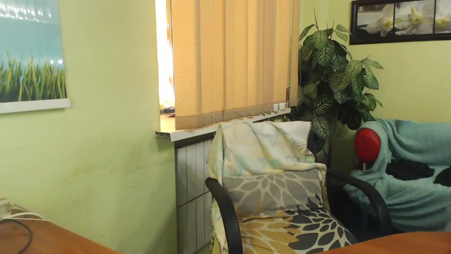 Gallery image thumbnail from StasyAlex's myfreecams stream on, 08/14/2023, 10:20 image 12 of 20