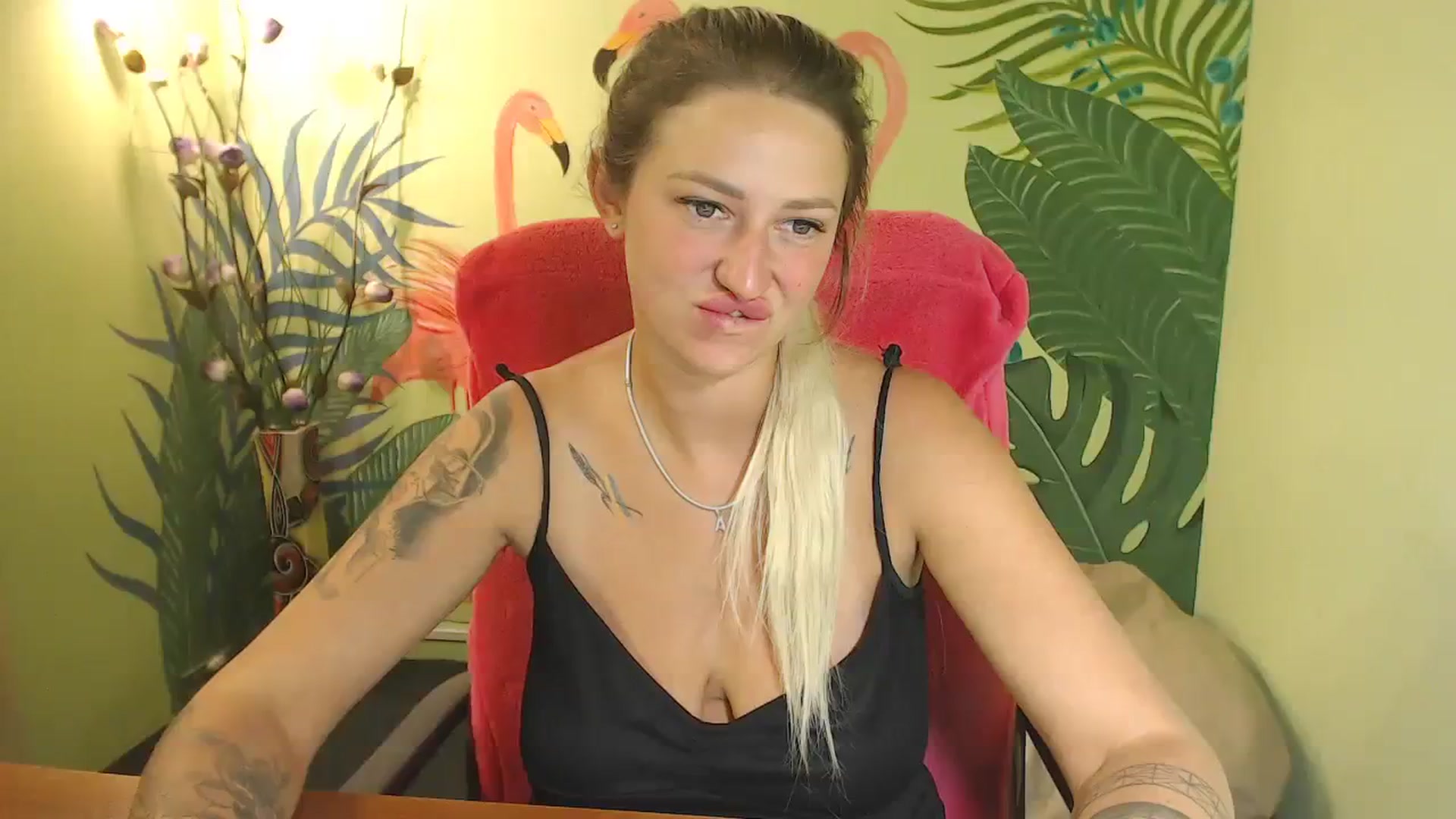 Gallery image thumbnail from StasyAlex's myfreecams stream on, 09/08/2023, 09:55 image 3 of 20