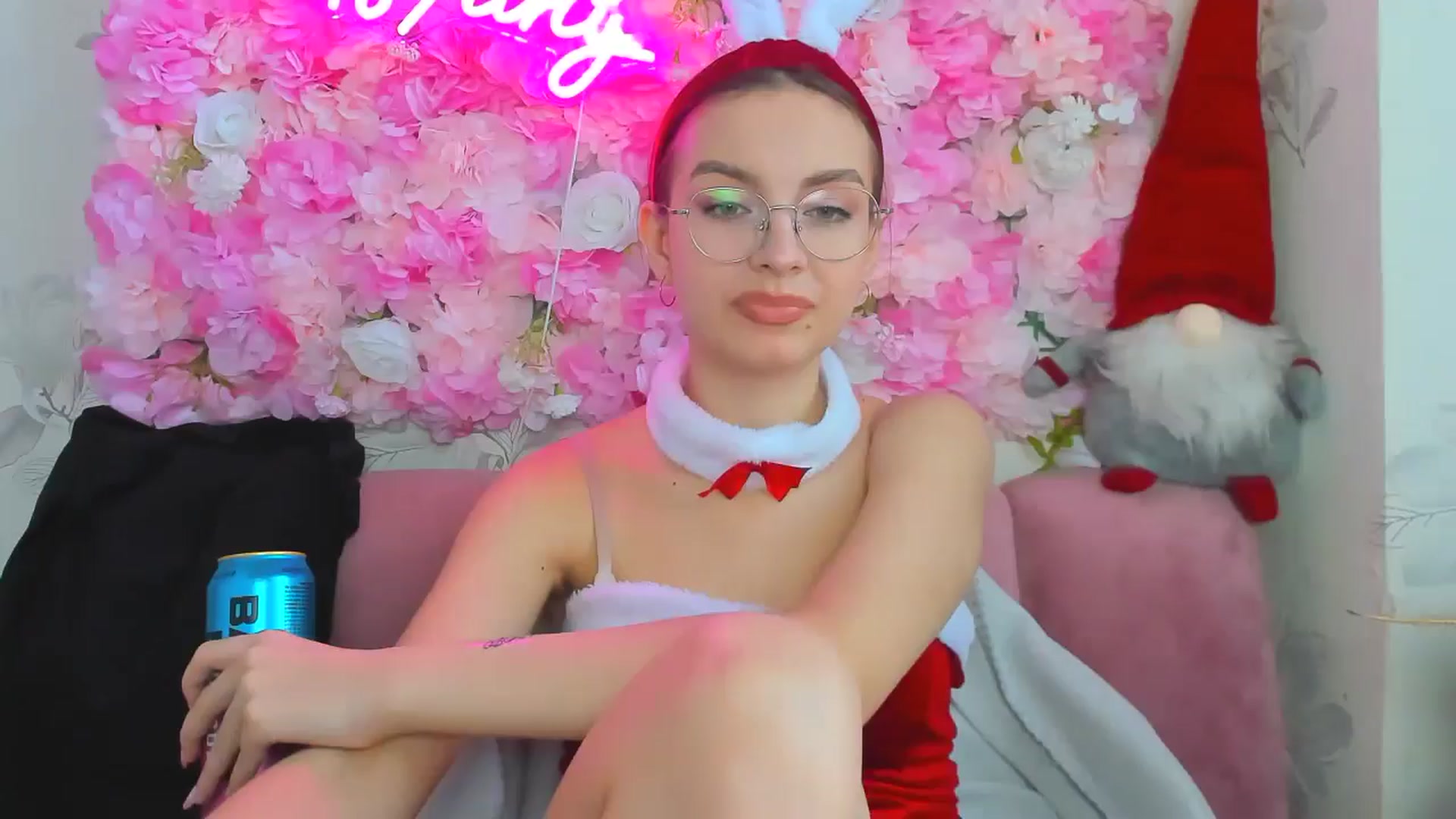 Gallery image thumbnail from StasyaSoul's myfreecams stream on, 12/24/2024, 12:51 image 1 of 20
