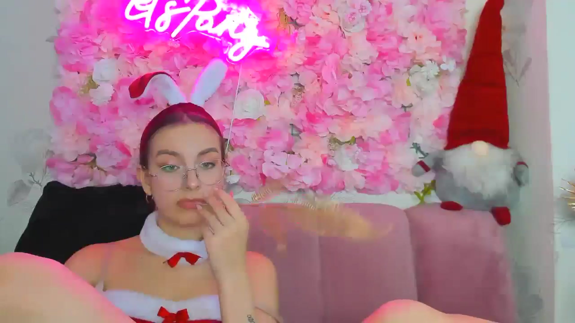 Gallery image thumbnail from StasyaSoul's myfreecams stream on, 12/24/2024, 13:58 image 16 of 20