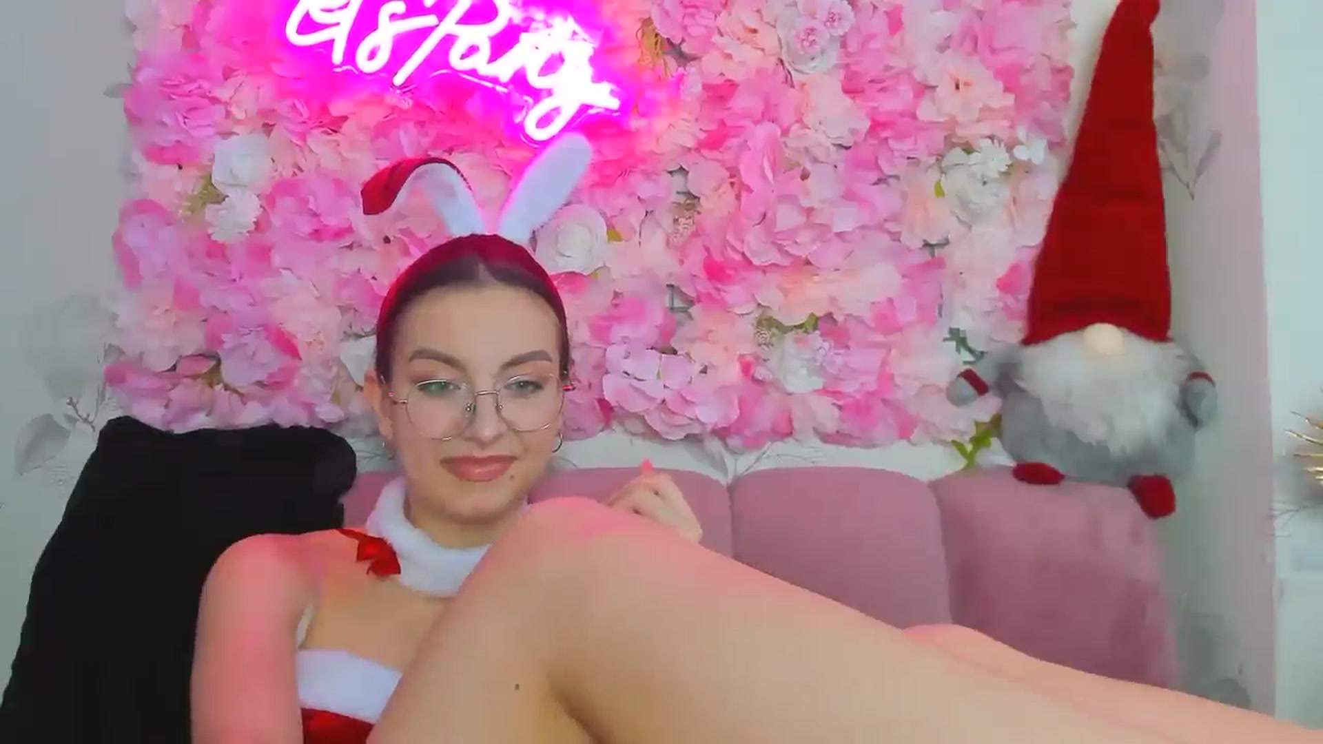 Gallery image thumbnail from StasyaSoul's myfreecams stream on, 12/24/2024, 13:58 image 14 of 20