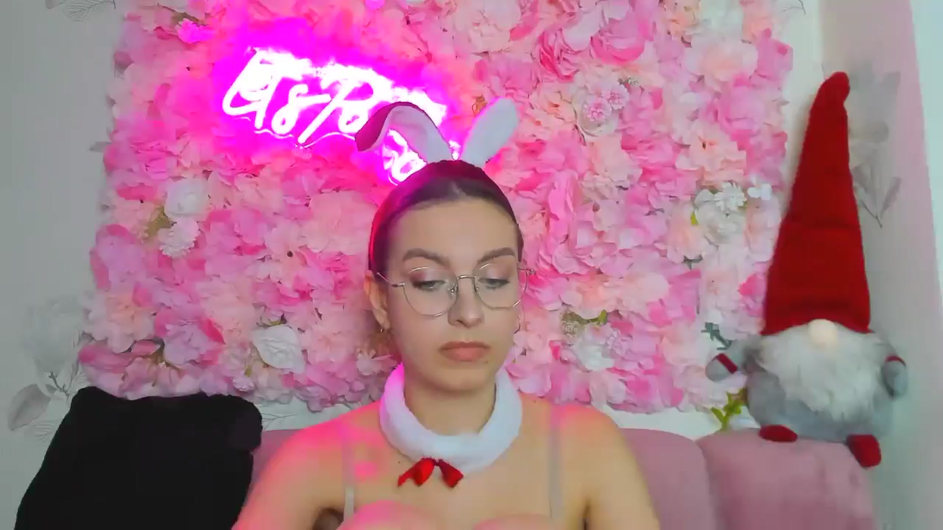 Gallery image thumbnail from StasyaSoul's myfreecams stream on, 12/24/2024, 14:31 image 2 of 20