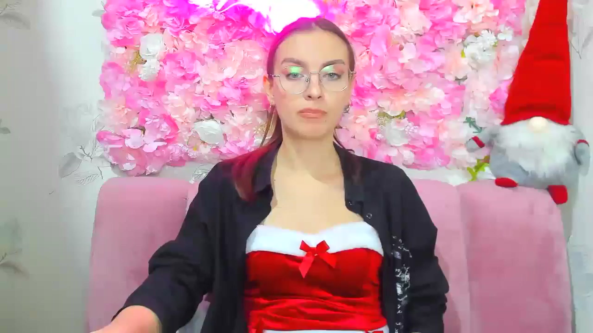 Gallery image thumbnail from StasyaSoul's myfreecams stream on, 12/25/2024, 14:07 image 13 of 20