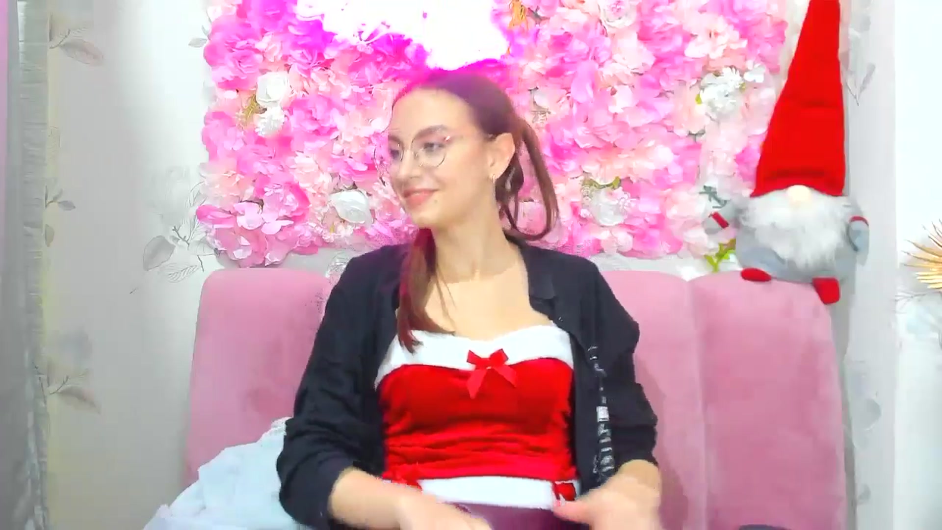 Gallery image thumbnail from StasyaSoul's myfreecams stream on, 12/25/2024, 14:07 image 11 of 20