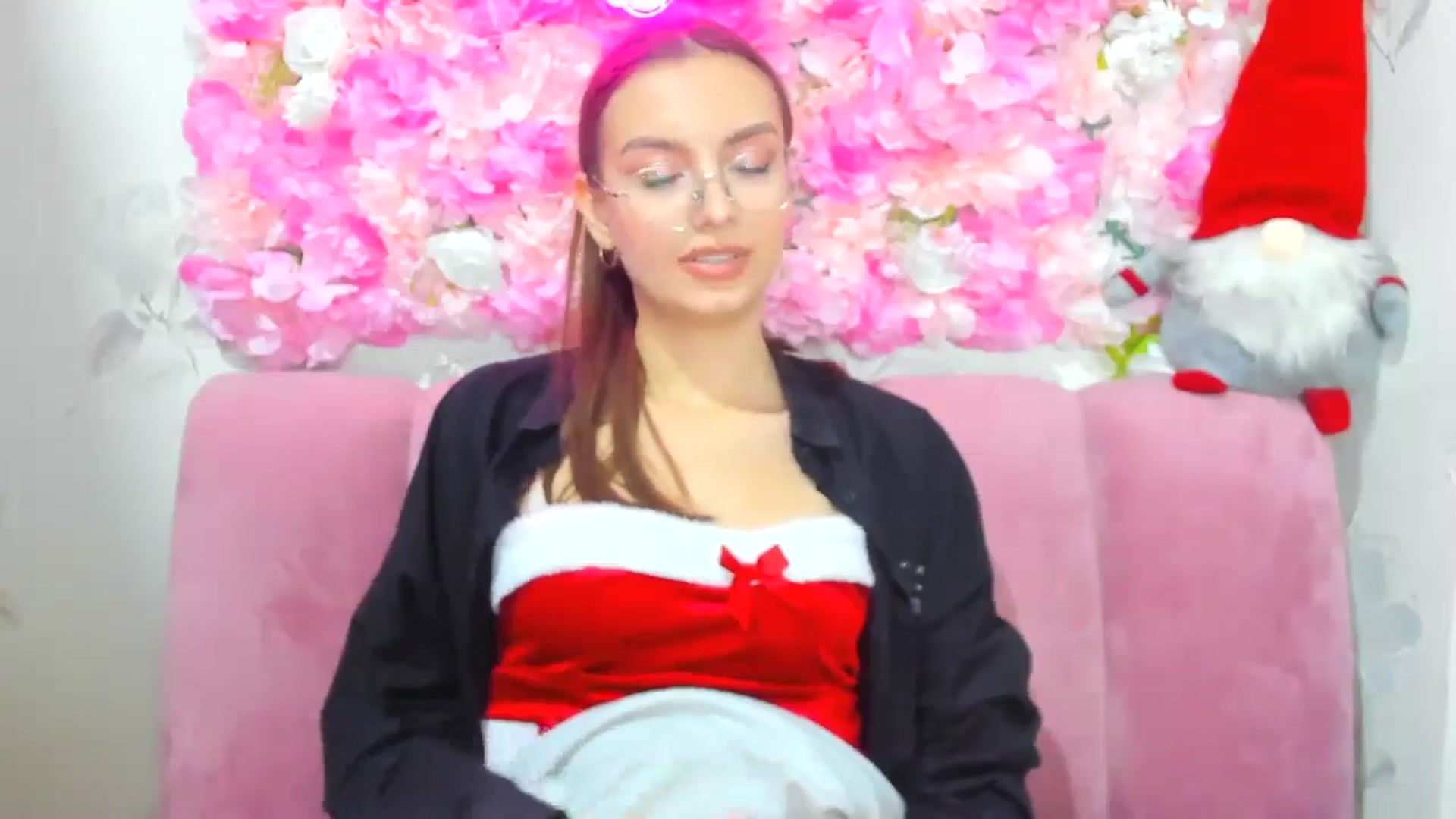 Gallery image thumbnail from StasyaSoul's myfreecams stream on, 12/25/2024, 14:07 image 3 of 20