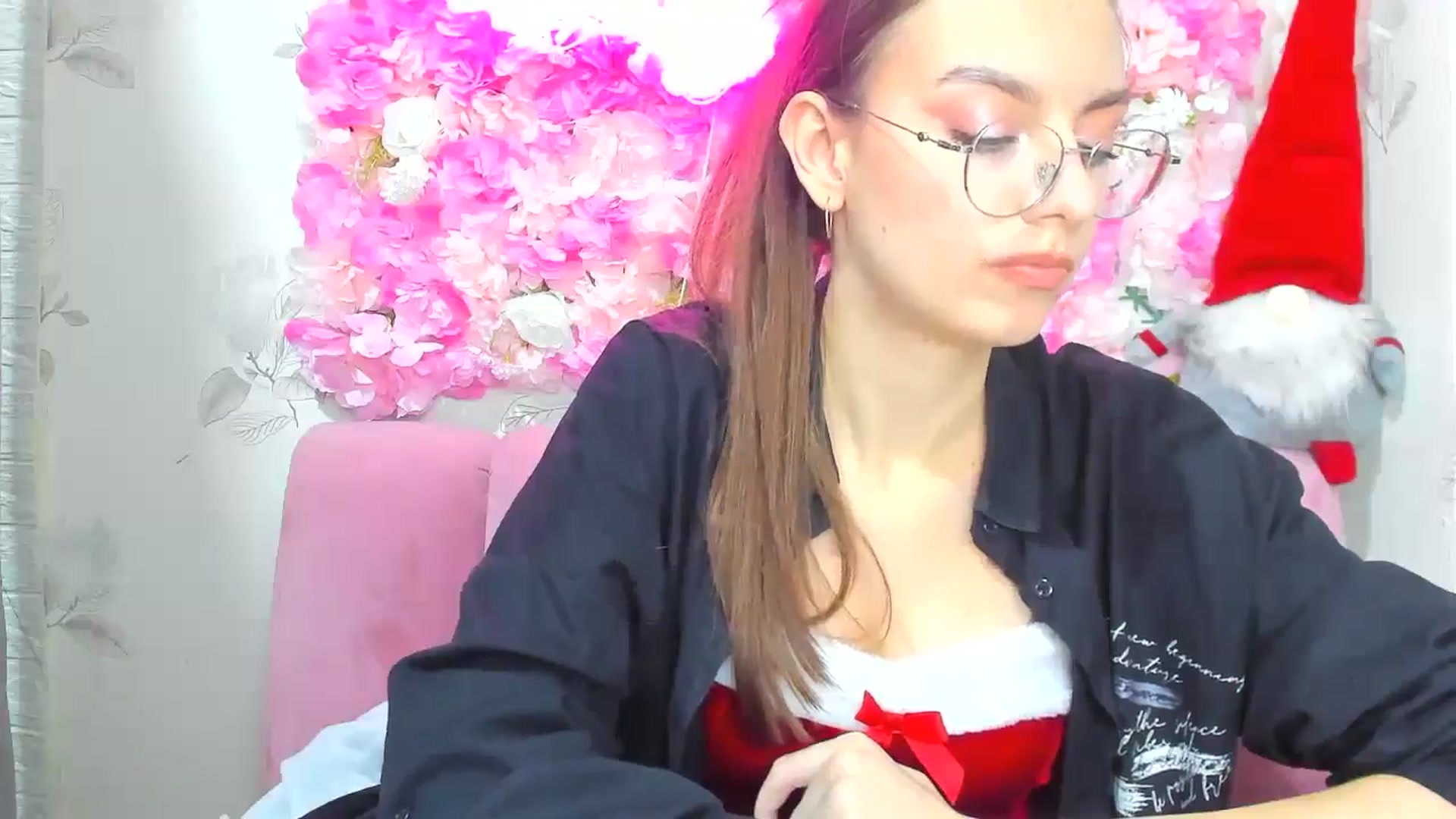 Gallery image thumbnail from StasyaSoul's myfreecams stream on, 12/25/2024, 14:07 image 12 of 20