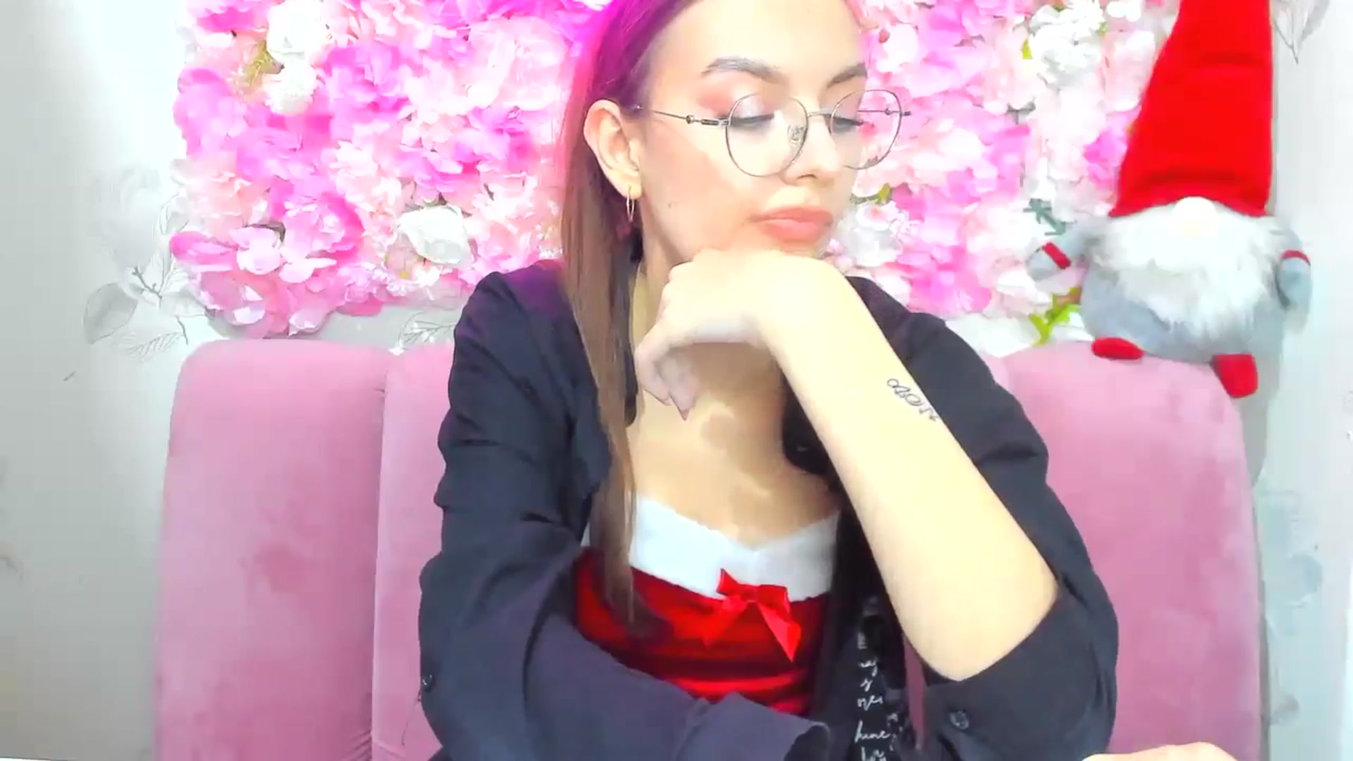Gallery image thumbnail from StasyaSoul's myfreecams stream on, 12/25/2024, 14:07 image 5 of 20