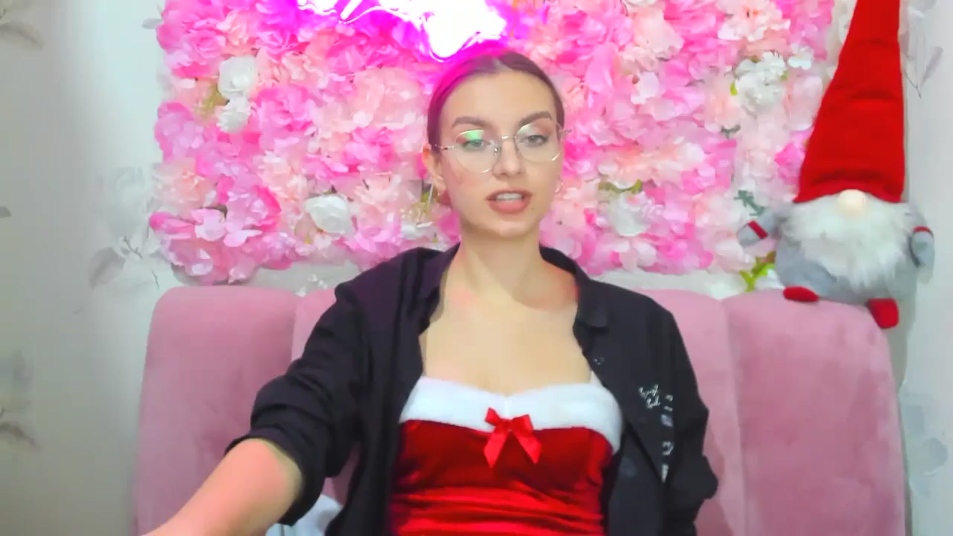 Gallery image thumbnail from StasyaSoul's myfreecams stream on, 12/25/2024, 14:21 image 20 of 20