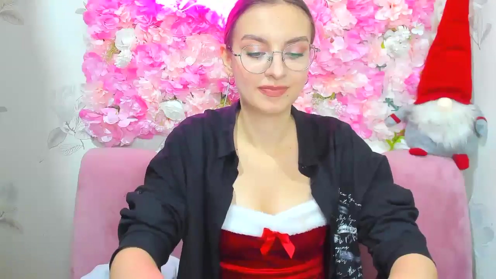 Gallery image thumbnail from StasyaSoul's myfreecams stream on, 12/25/2024, 14:21 image 13 of 20