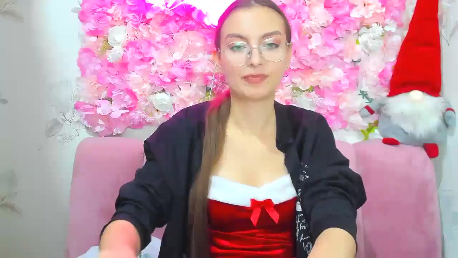 Gallery image thumbnail from StasyaSoul's myfreecams stream on, 12/25/2024, 14:21 image 7 of 20