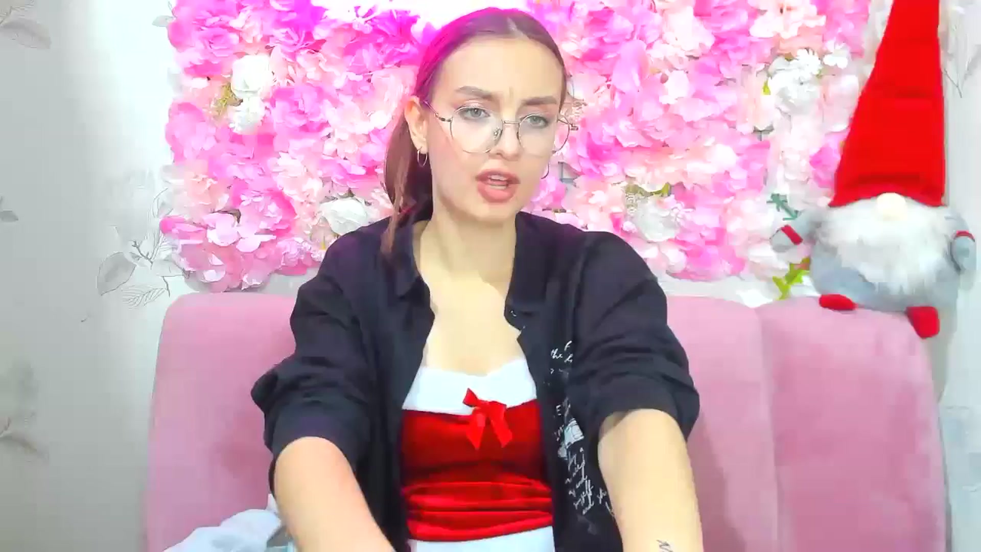 Gallery image thumbnail from StasyaSoul's myfreecams stream on, 12/25/2024, 14:21 image 1 of 20