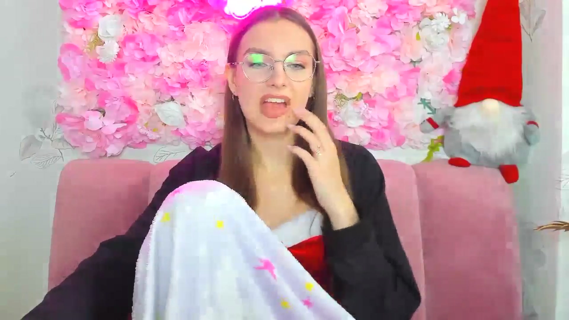 Gallery image thumbnail from StasyaSoul's myfreecams stream on, 12/26/2024, 11:41 image 18 of 20