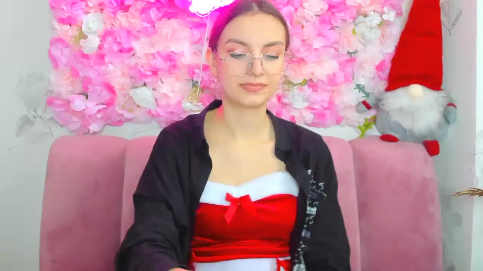 Gallery image thumbnail from StasyaSoul's myfreecams stream on, 12/26/2024, 11:41 image 2 of 20