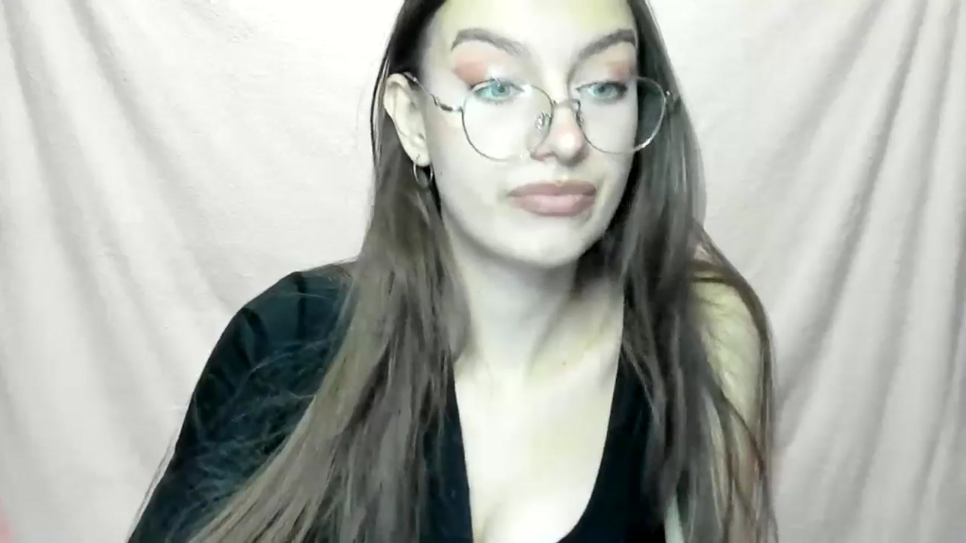 Gallery image thumbnail from StasyaSoul's myfreecams stream on, 12/28/2024, 11:36 image 7 of 20