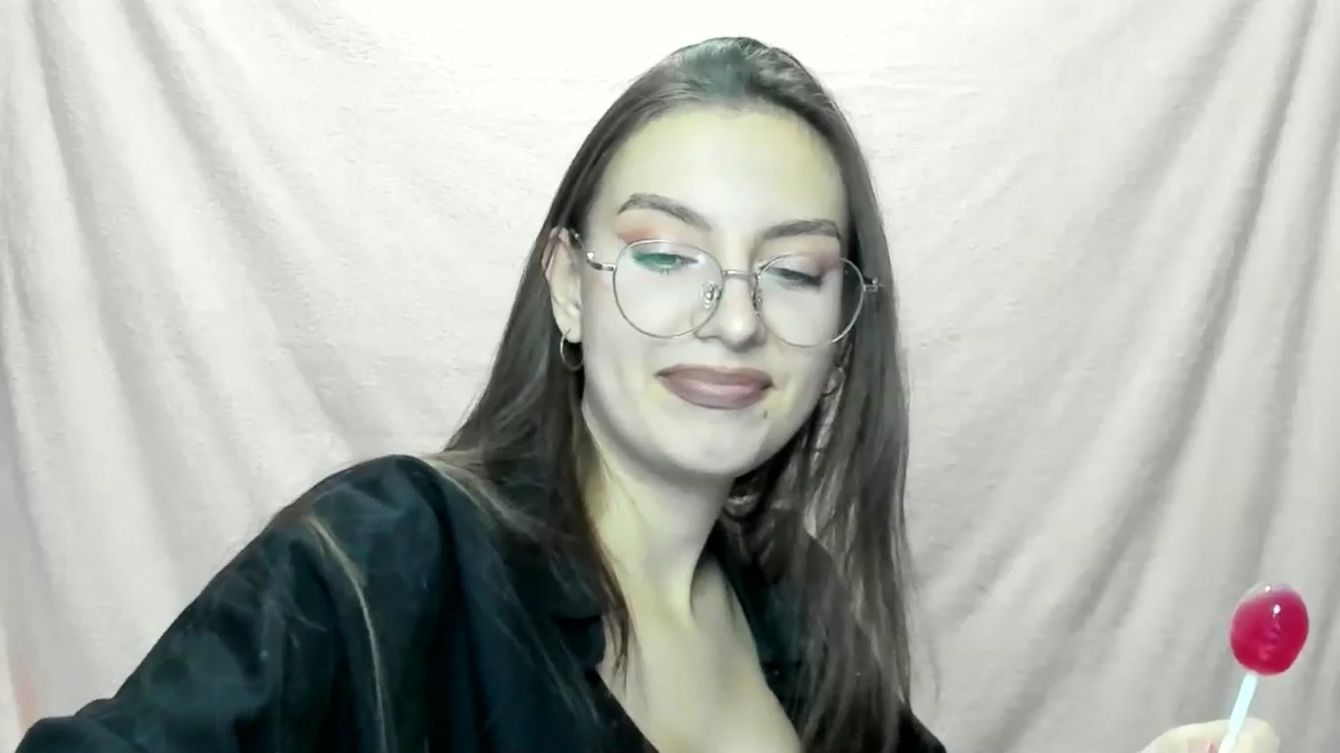 Gallery image thumbnail from StasyaSoul's myfreecams stream on, 12/28/2024, 12:26 image 13 of 20