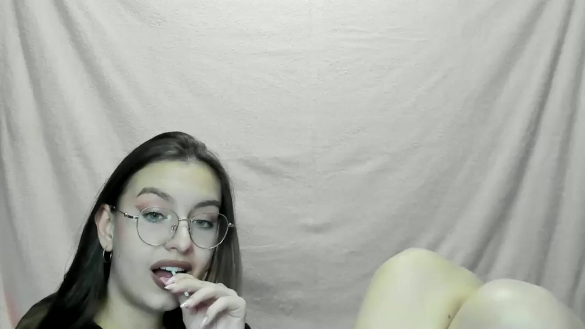 Gallery image thumbnail from StasyaSoul's myfreecams stream on, 12/28/2024, 12:26 image 18 of 20