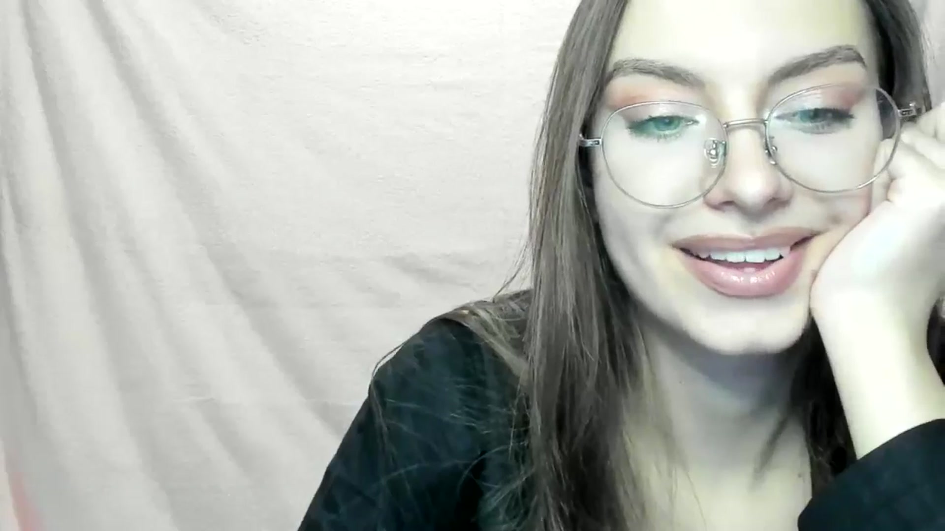Gallery image thumbnail from StasyaSoul's myfreecams stream on, 12/28/2024, 12:26 image 9 of 20