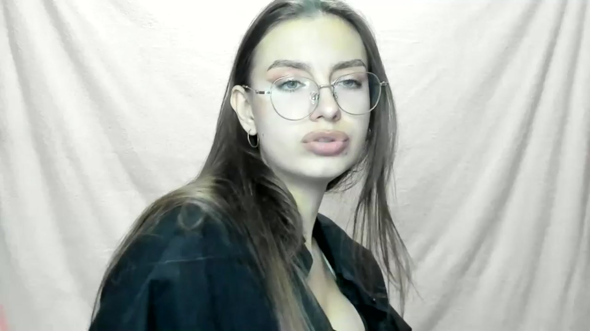 Gallery image thumbnail from StasyaSoul's myfreecams stream on, 12/28/2024, 12:26 image 1 of 20