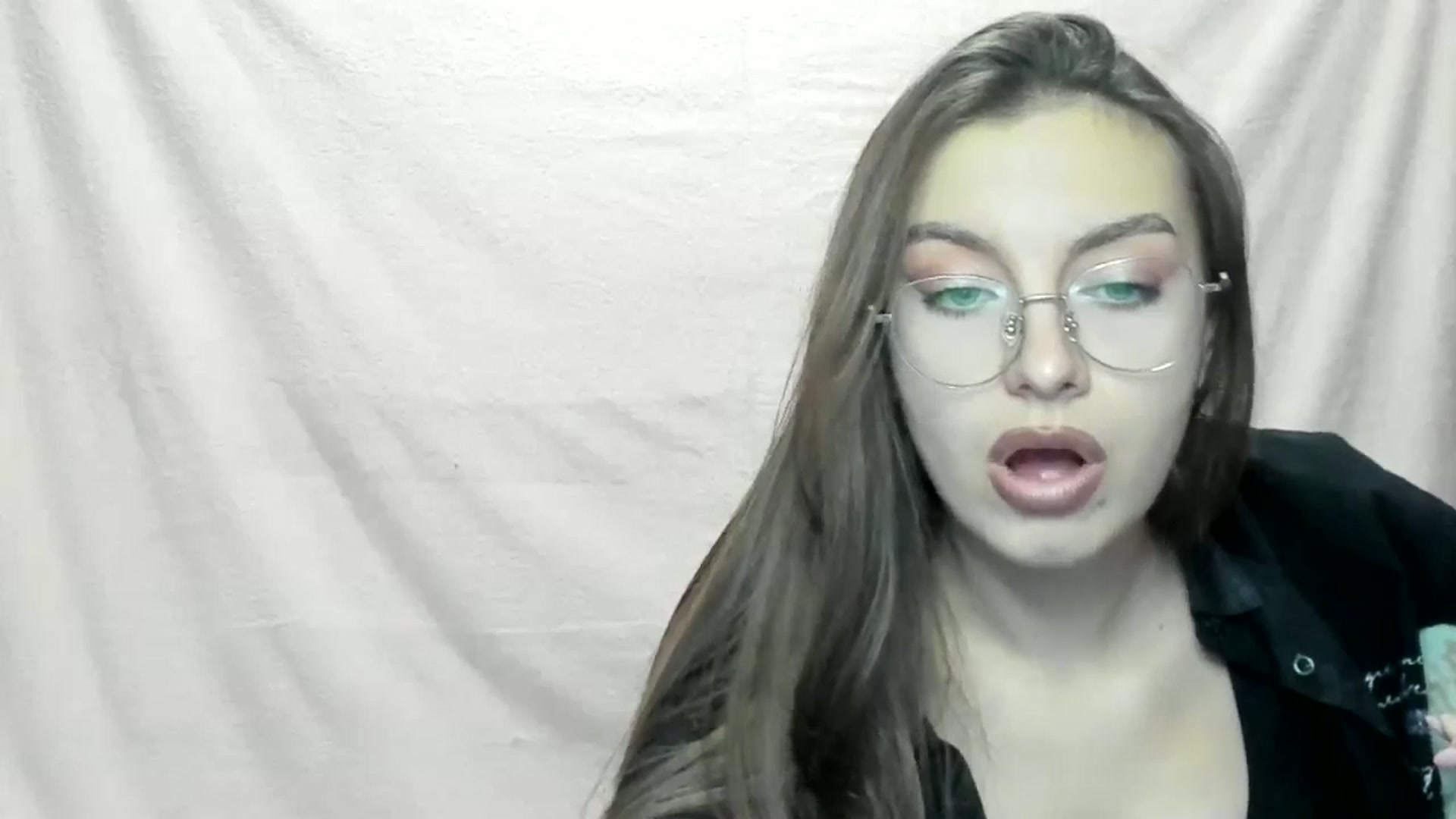 Gallery image thumbnail from StasyaSoul's myfreecams stream on, 12/28/2024, 12:53 image 16 of 20
