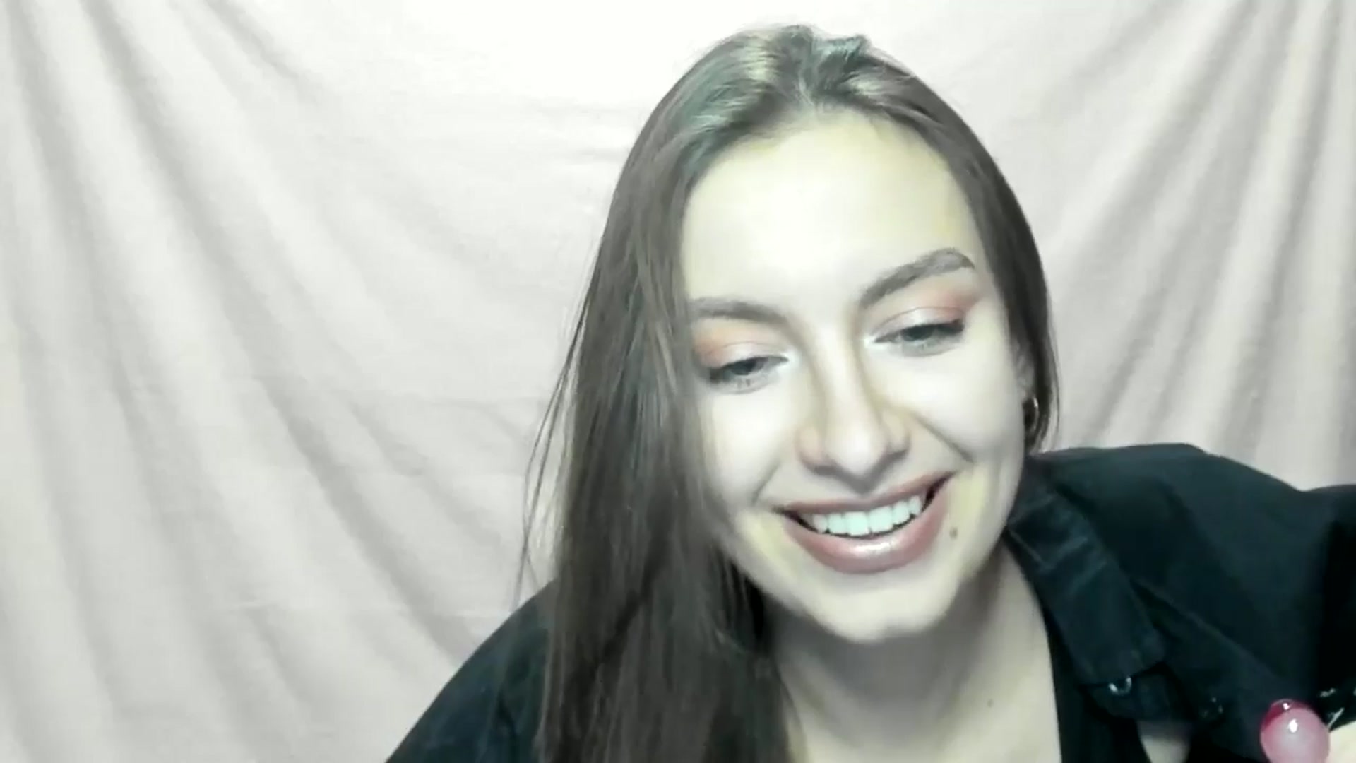 Gallery image thumbnail from StasyaSoul's myfreecams stream on, 12/28/2024, 13:47 image 18 of 20