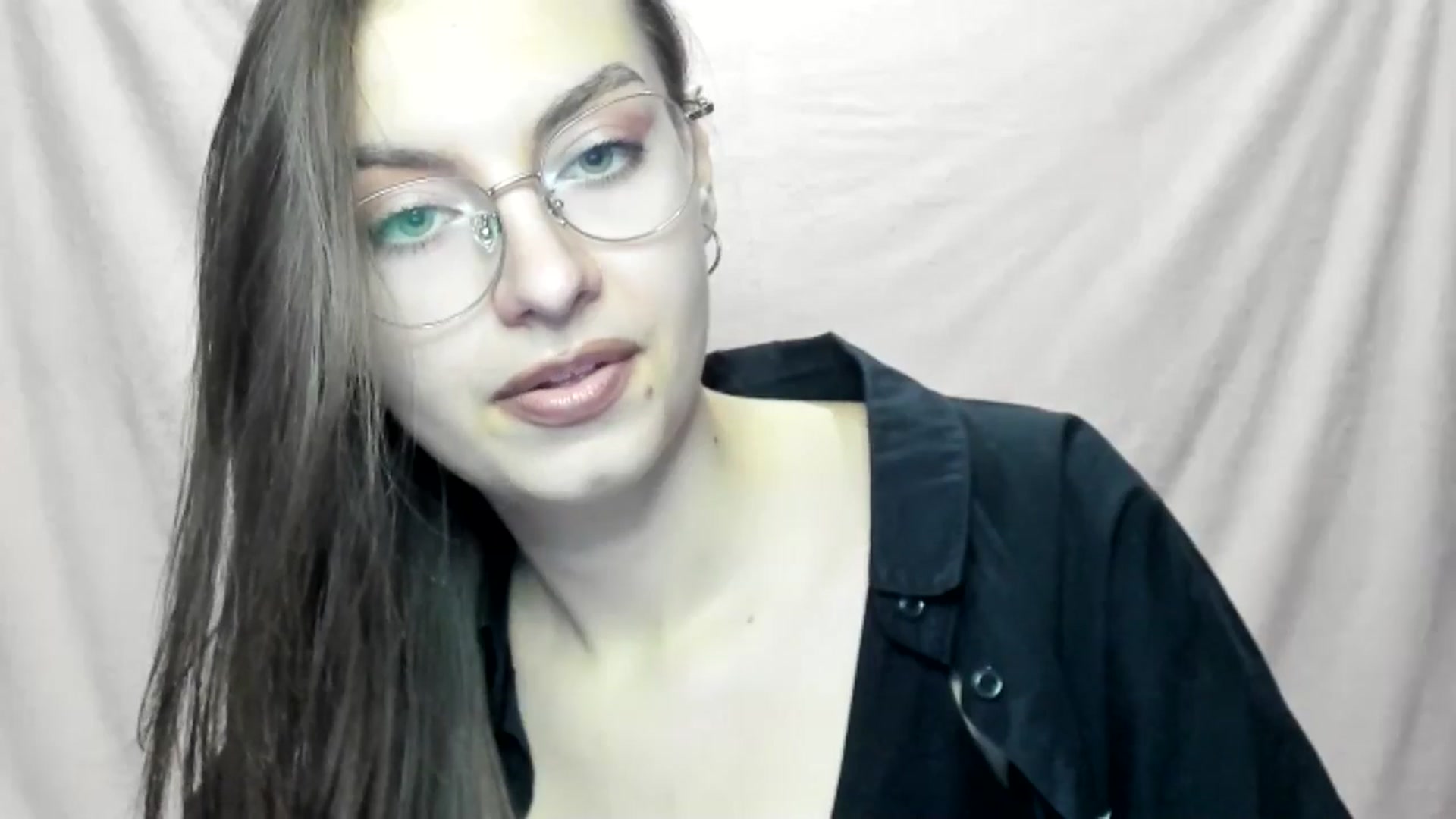 Gallery image thumbnail from StasyaSoul's myfreecams stream on, 12/28/2024, 13:47 image 11 of 20