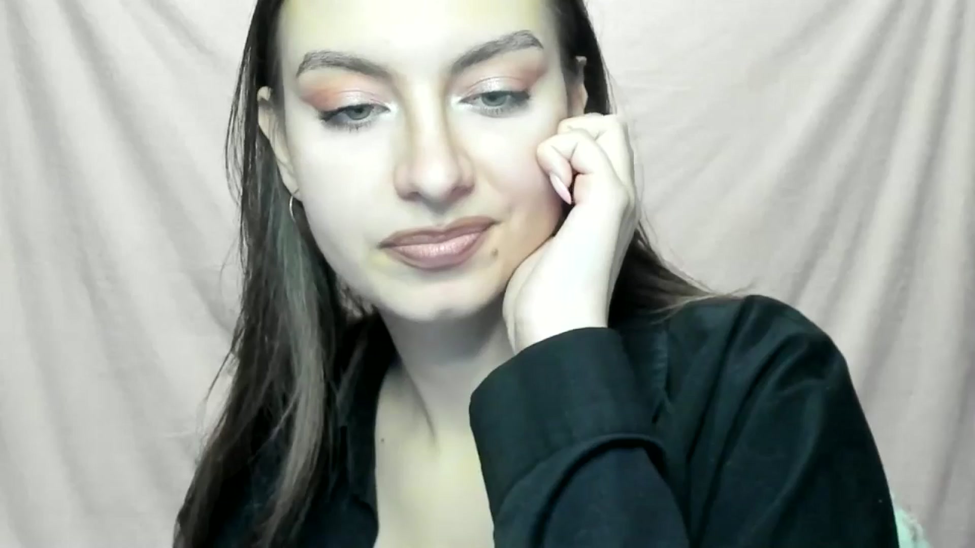Gallery image thumbnail from StasyaSoul's myfreecams stream on, 12/28/2024, 13:47 image 15 of 20