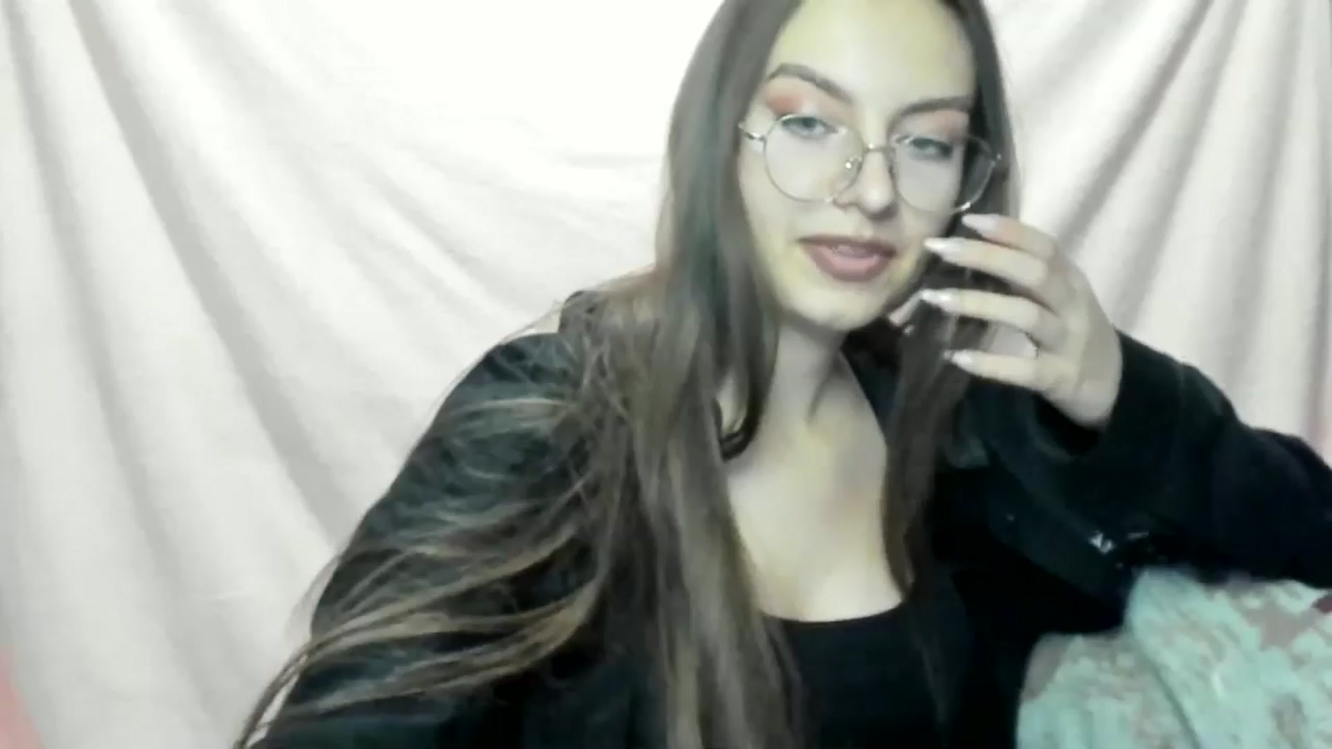 Gallery image thumbnail from StasyaSoul's myfreecams stream on, 12/28/2024, 14:22 image 17 of 20