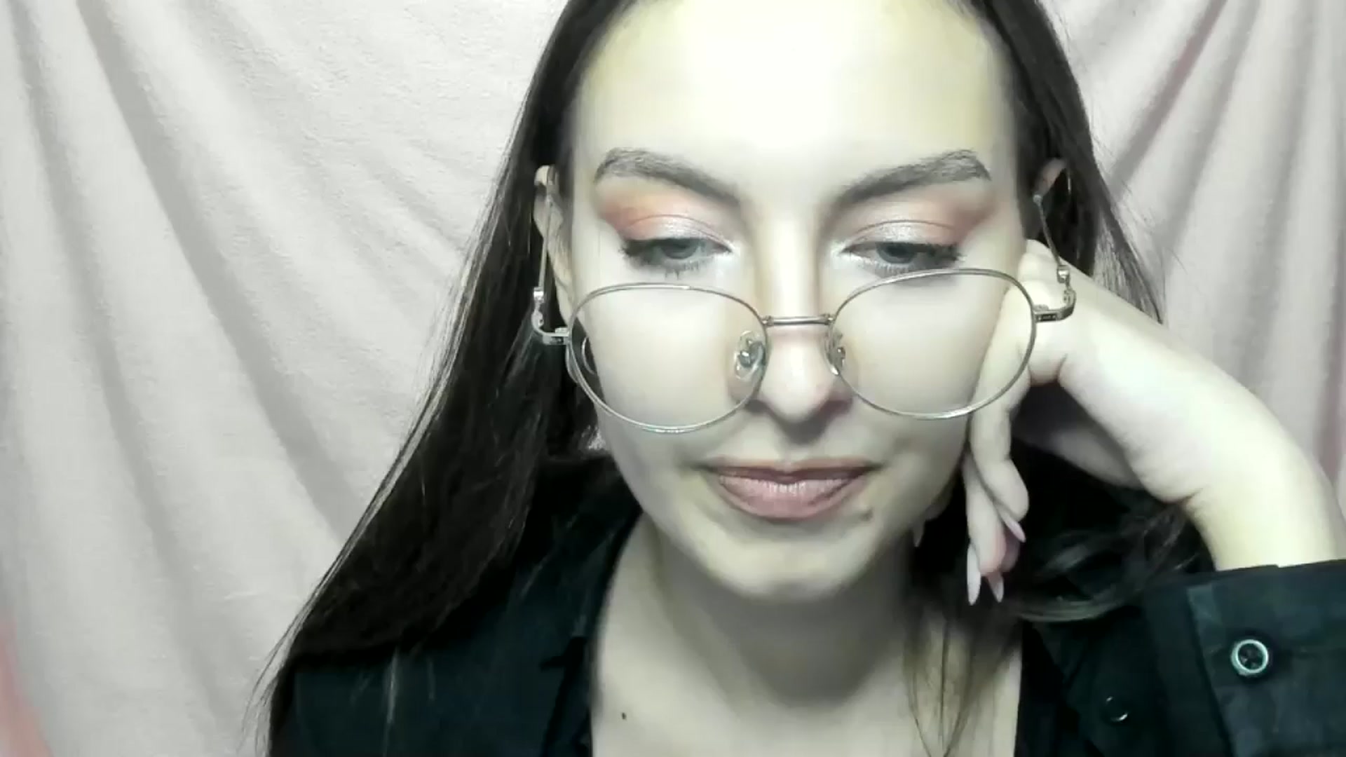 Gallery image thumbnail from StasyaSoul's myfreecams stream on, 12/28/2024, 14:22 image 1 of 20