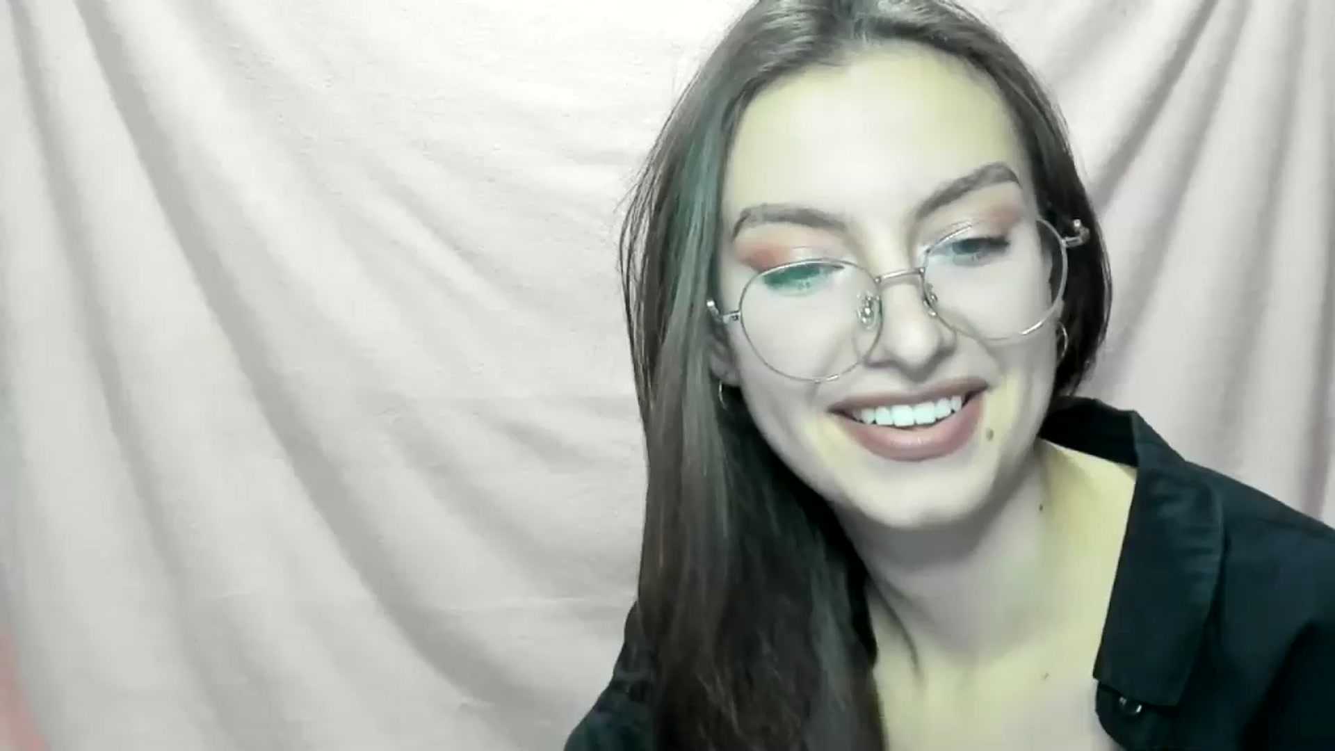 Gallery image thumbnail from StasyaSoul's myfreecams stream on, 12/28/2024, 14:22 image 20 of 20